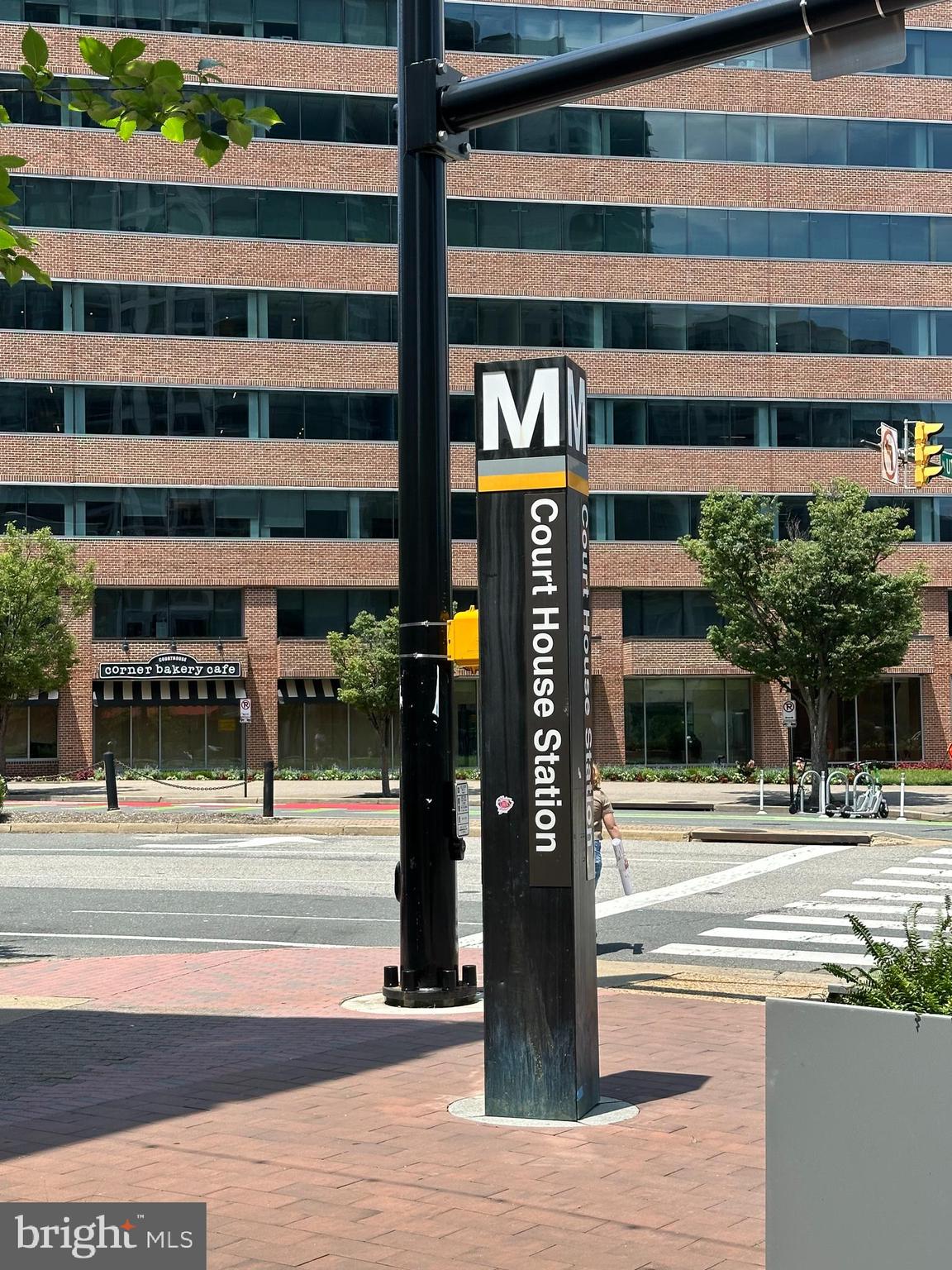 1800 WILSON - Residential