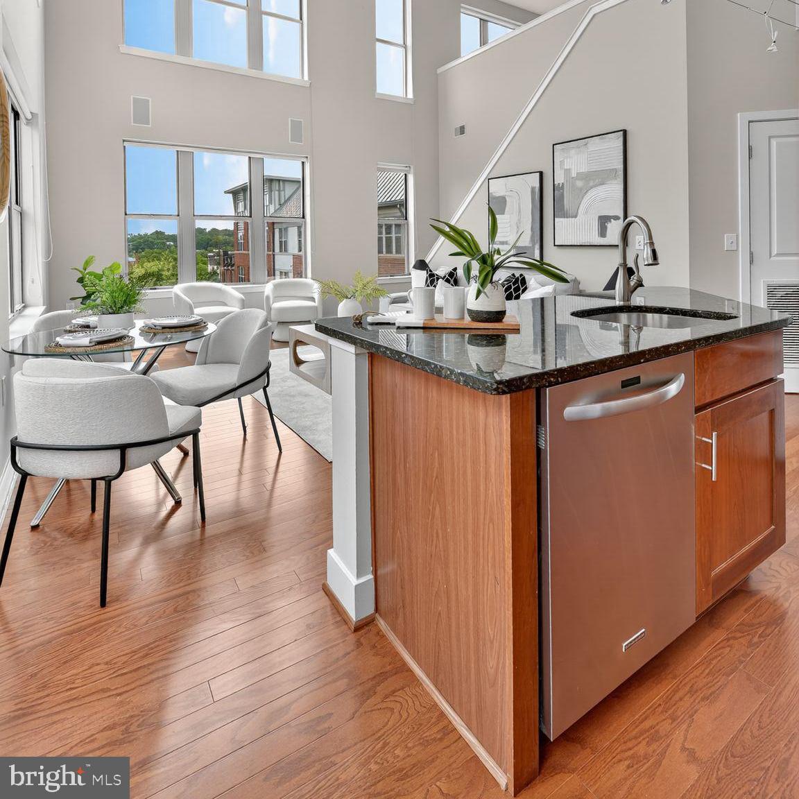 1800 WILSON - Residential