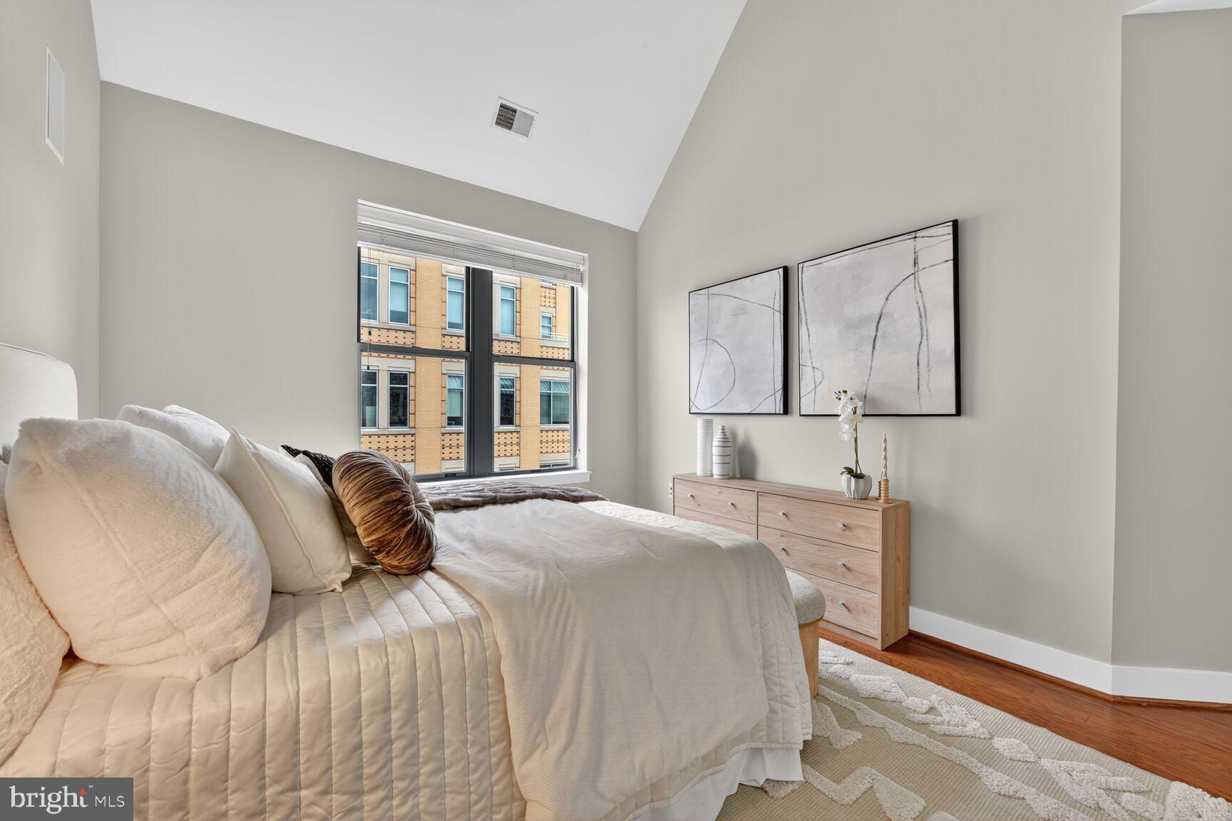 1800 WILSON - Residential