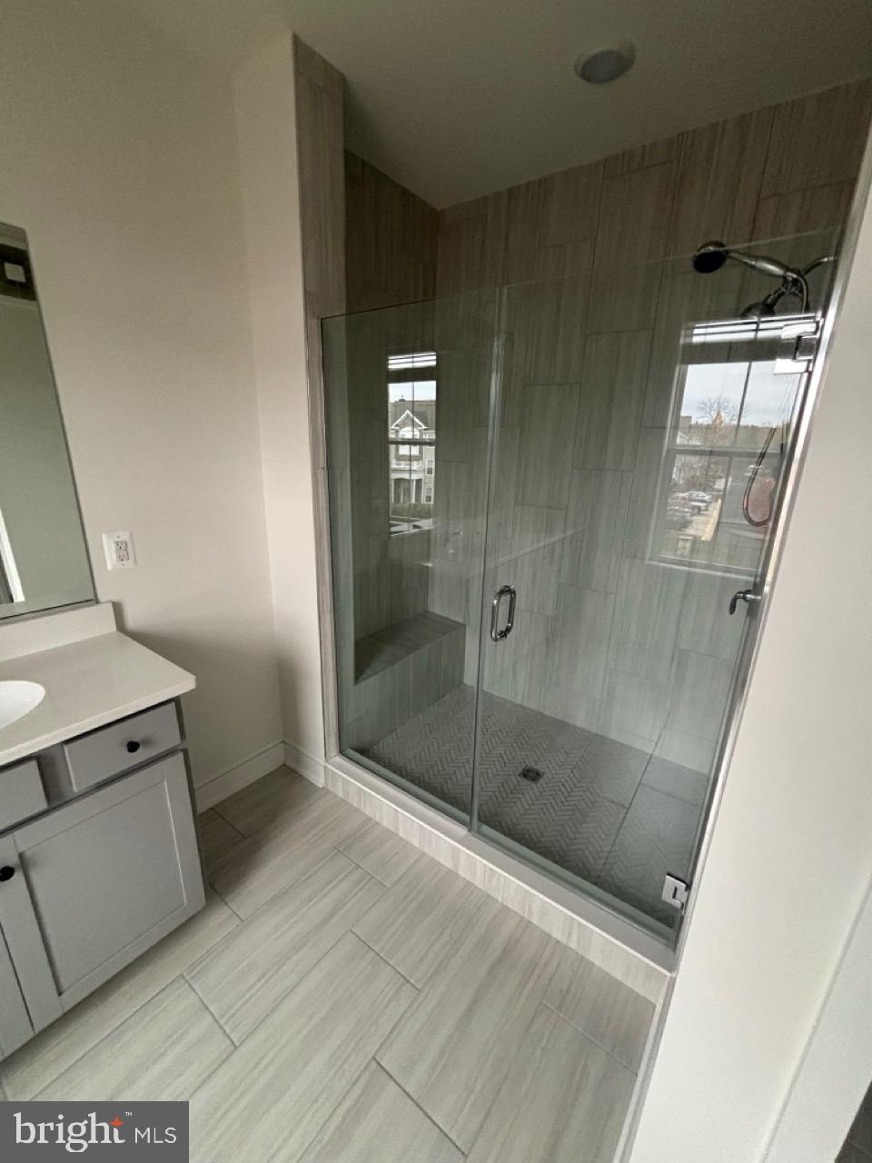 DEMOTT & SILVER - Residential Lease