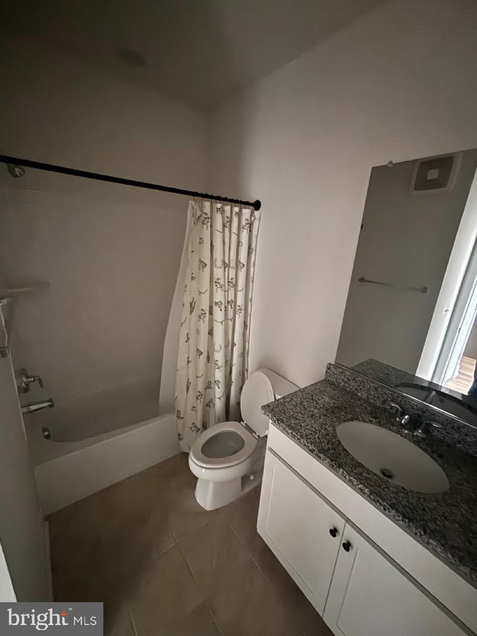 DEMOTT & SILVER - Residential Lease