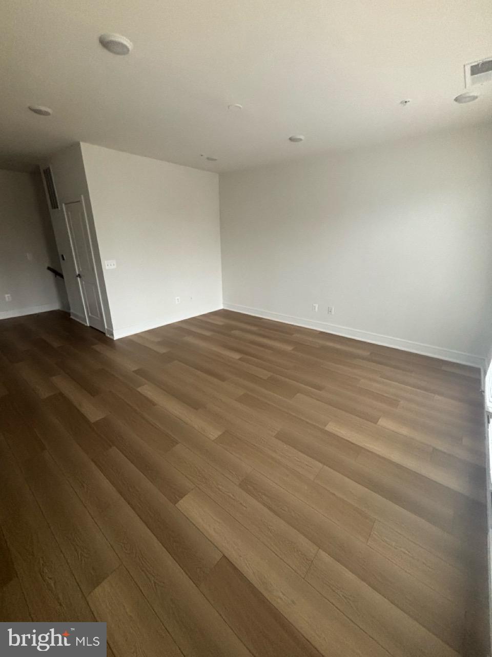 DEMOTT & SILVER - Residential Lease