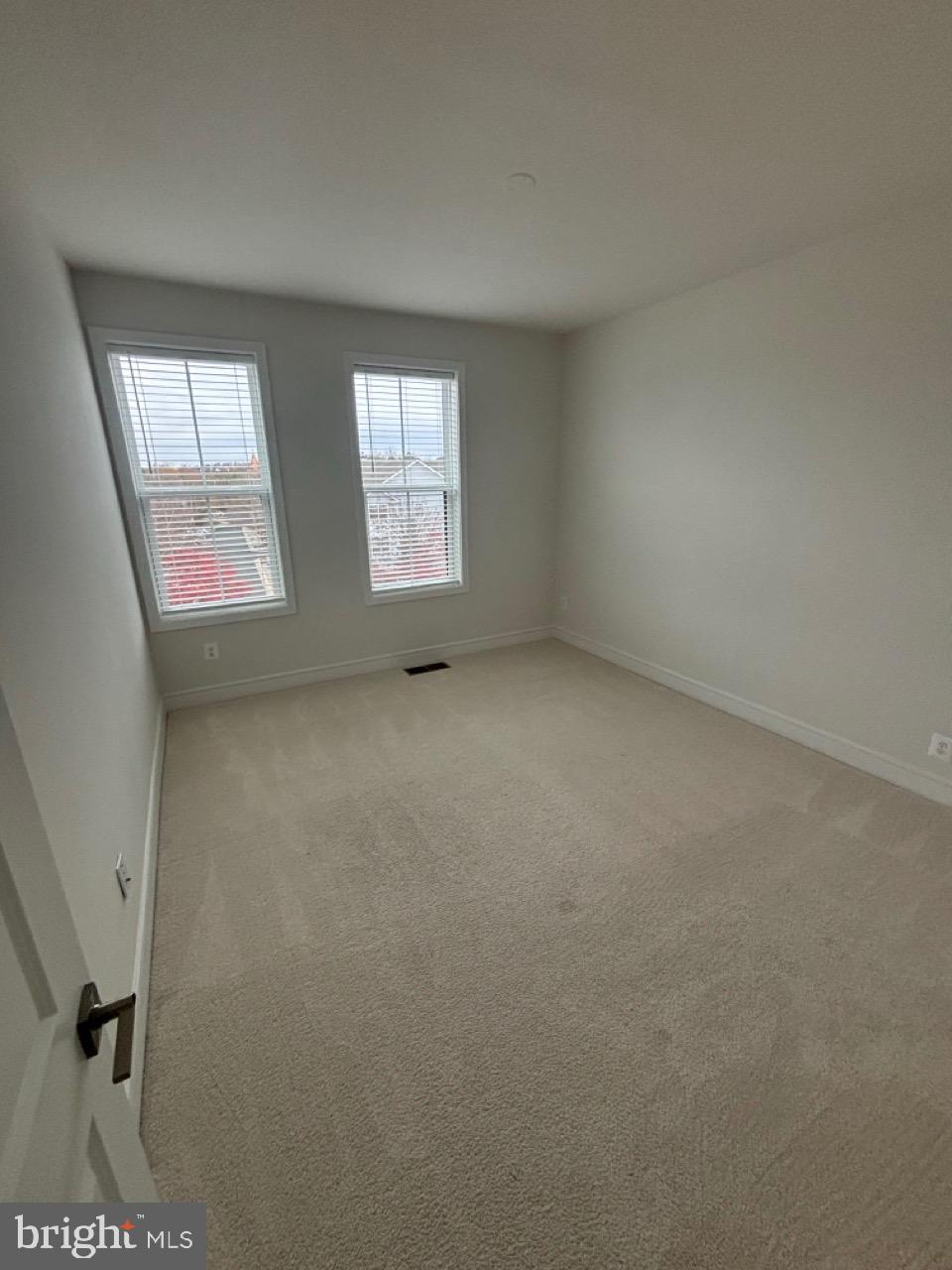 DEMOTT & SILVER - Residential Lease