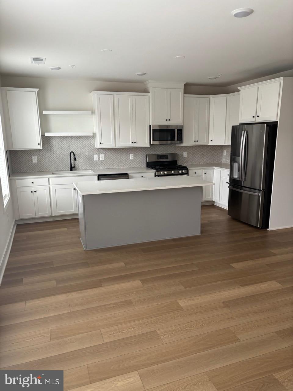 DEMOTT & SILVER - Residential Lease