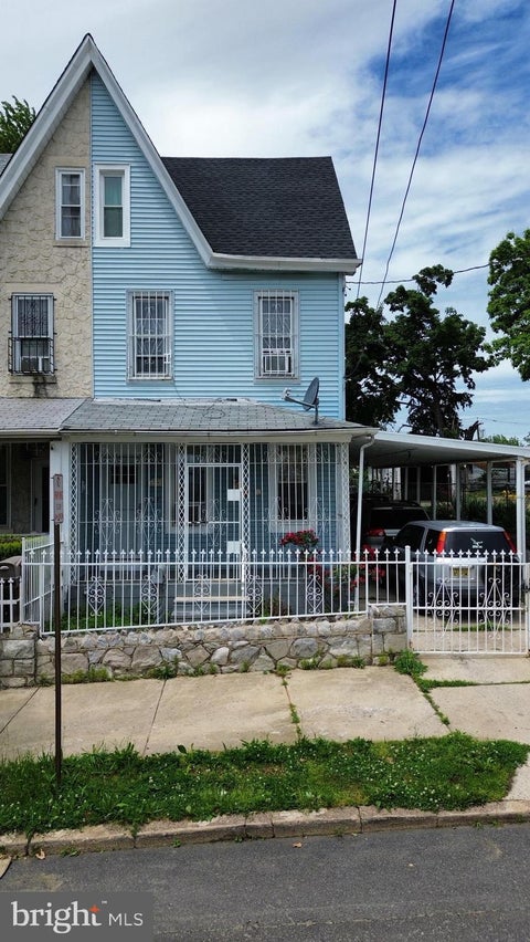 Townhouse For Sale - 2719 High Street<br/> CAMDEN, NJ 08105