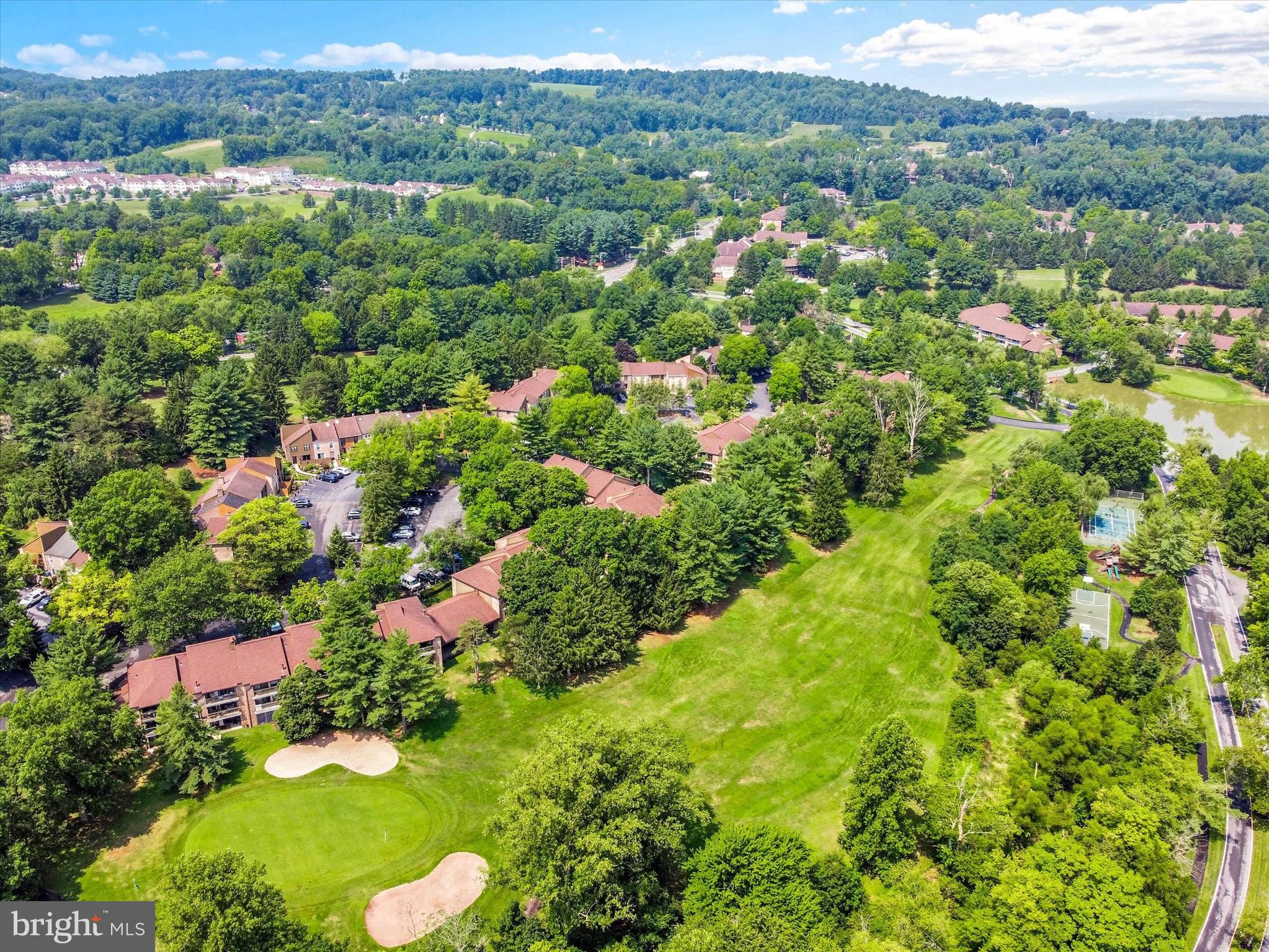 12 FAIRWAY ROAD E