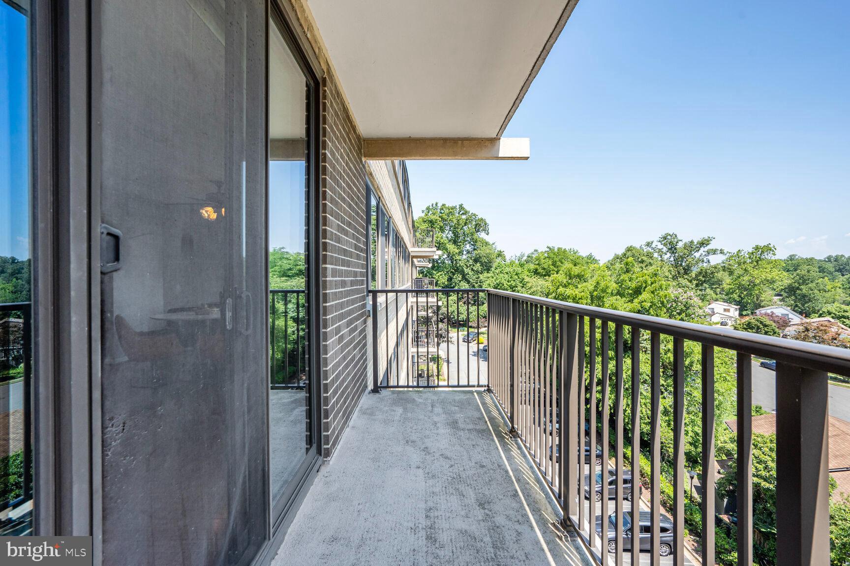 MADISON CONDOMINIUM - Residential