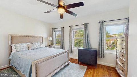 2714 10TH STREET NE WASHINGTON DC 20018
