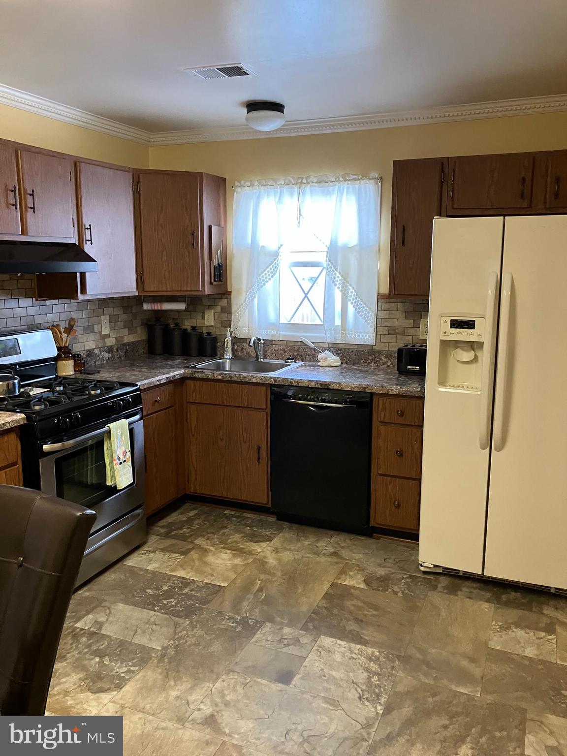 NORTH INDIAN HEAD ESTATES - Residential