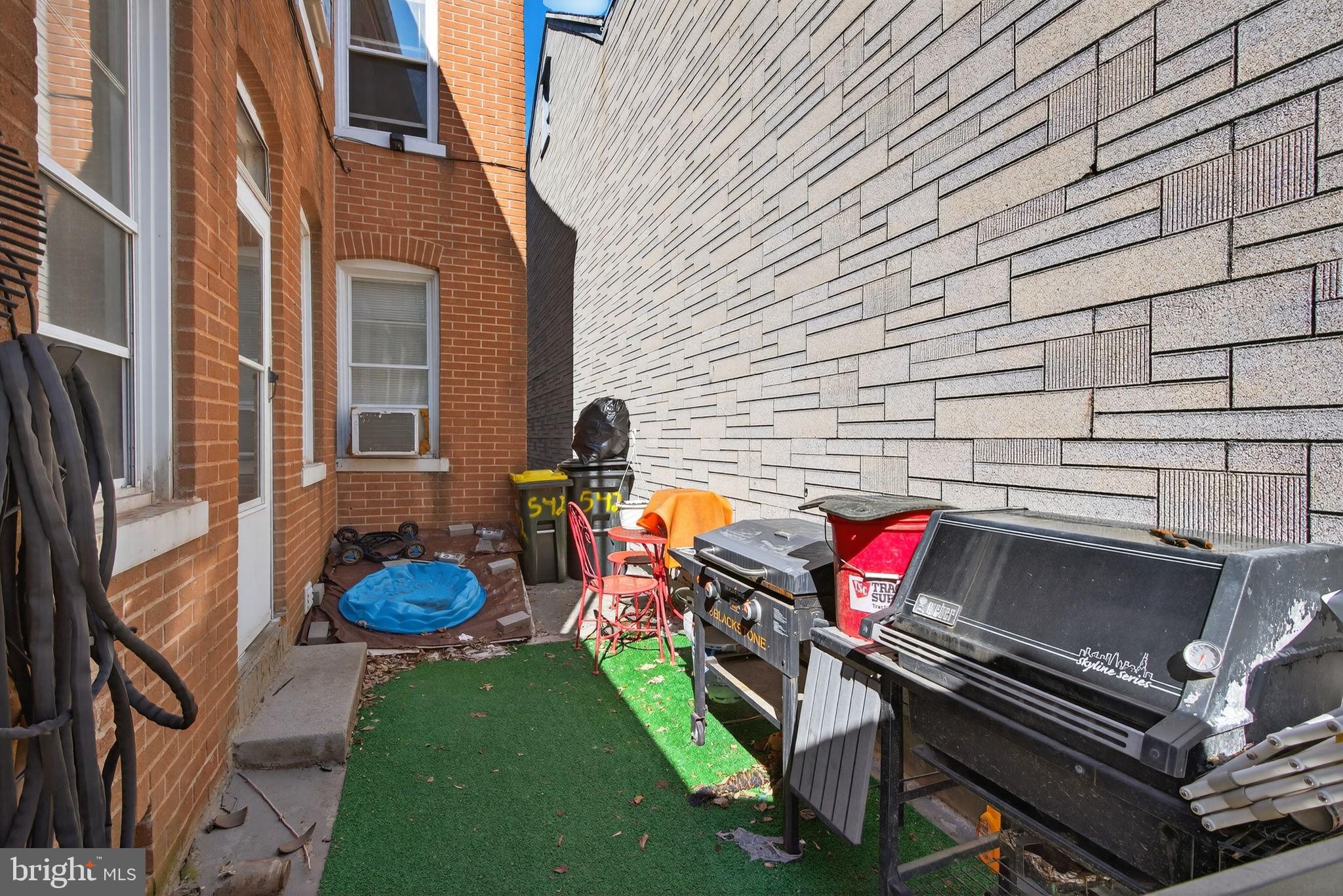 LANCASTER - Residential