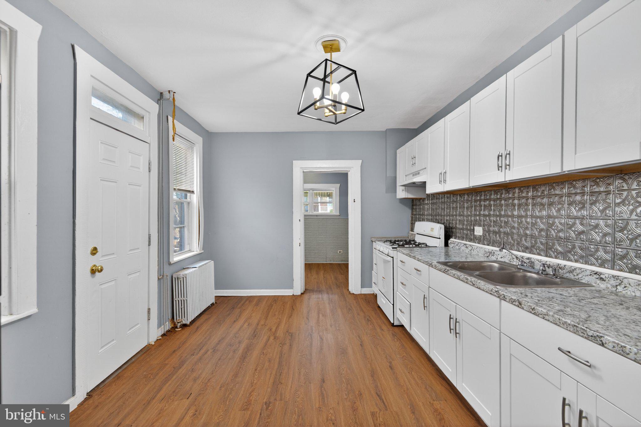 LANCASTER - Residential