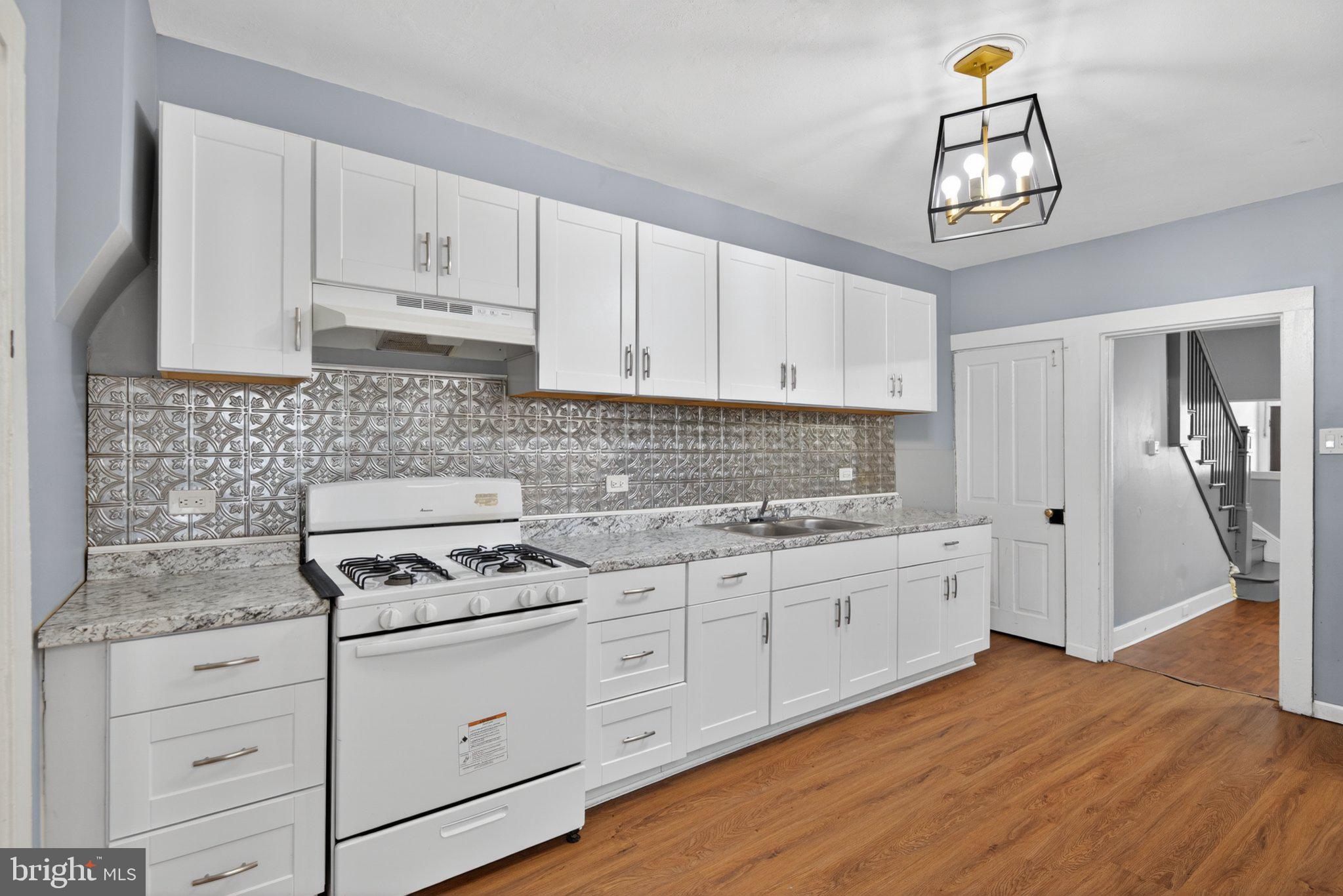 LANCASTER - Residential