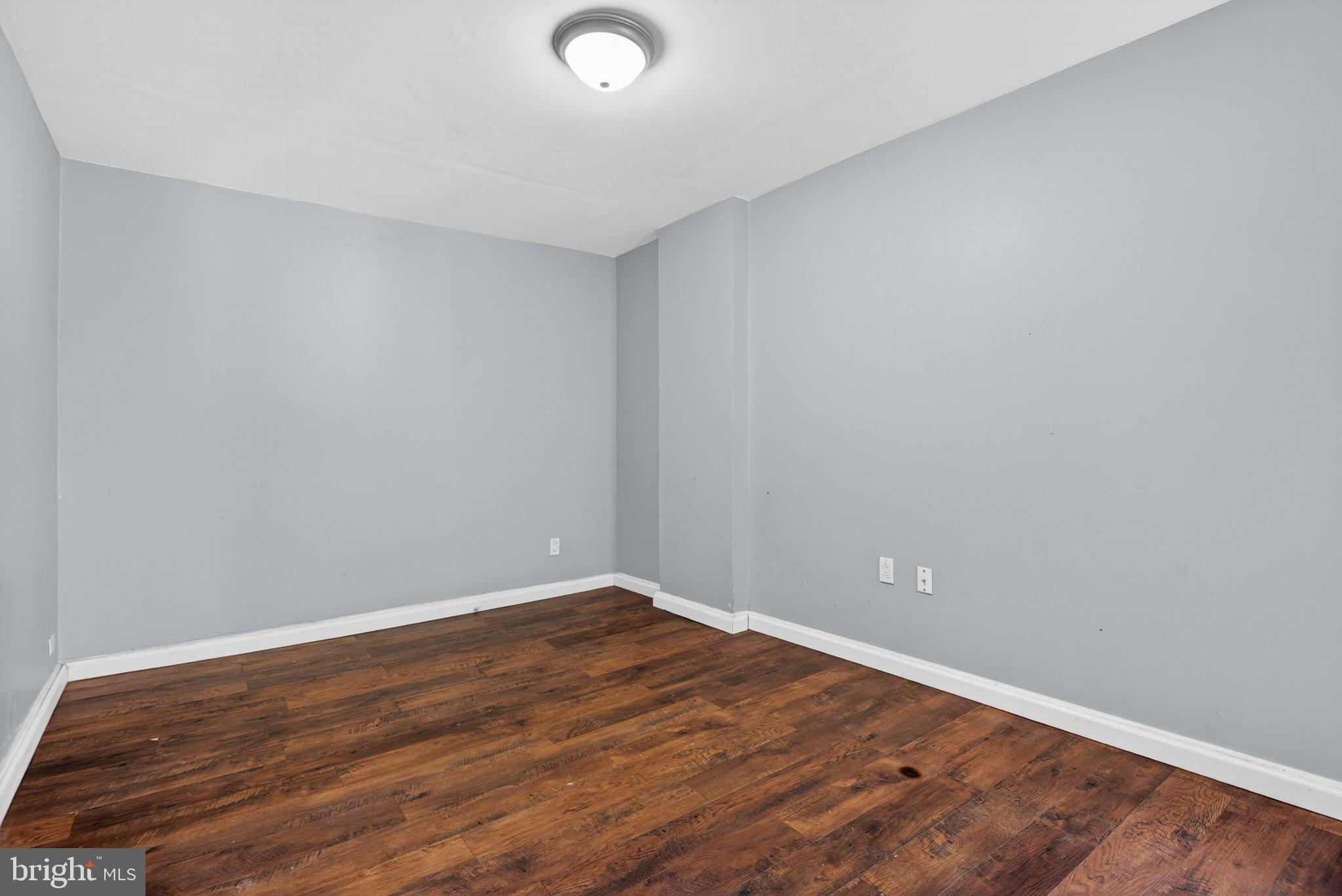 LANCASTER - Residential