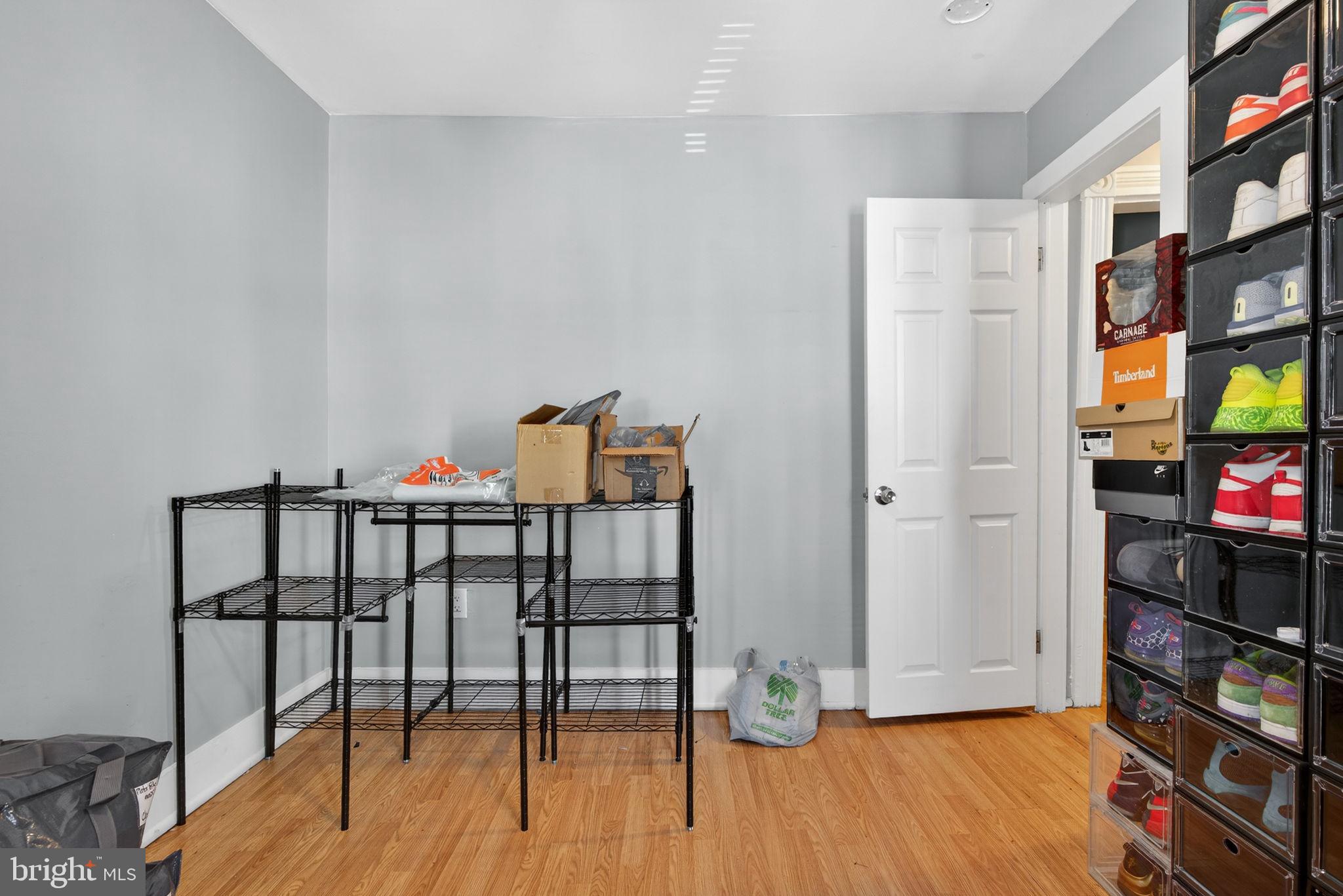 LANCASTER - Residential