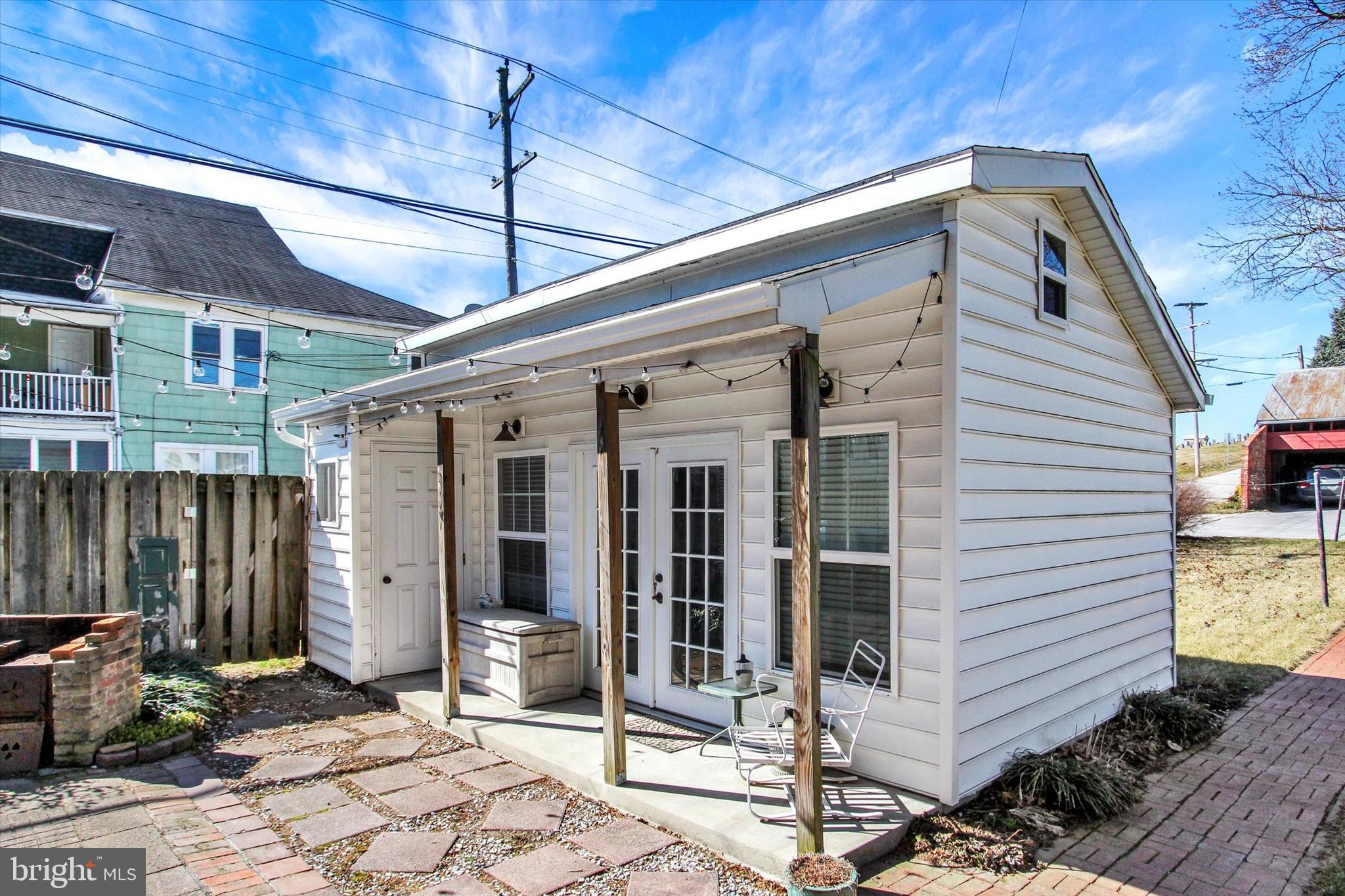 SPRING GROVE - Residential