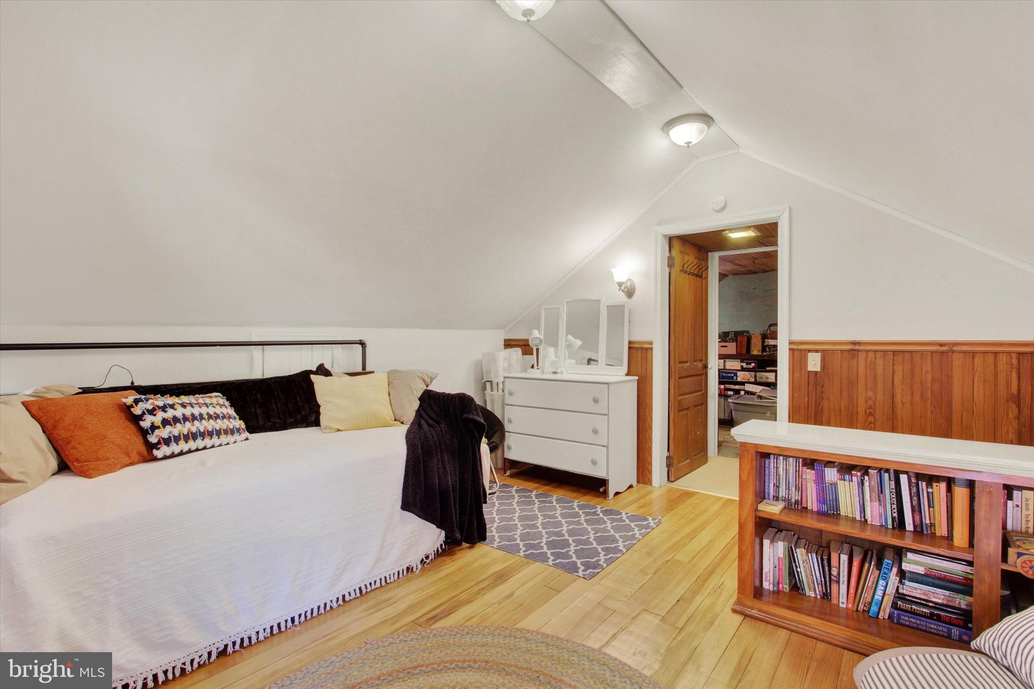 SPRING GROVE - Residential