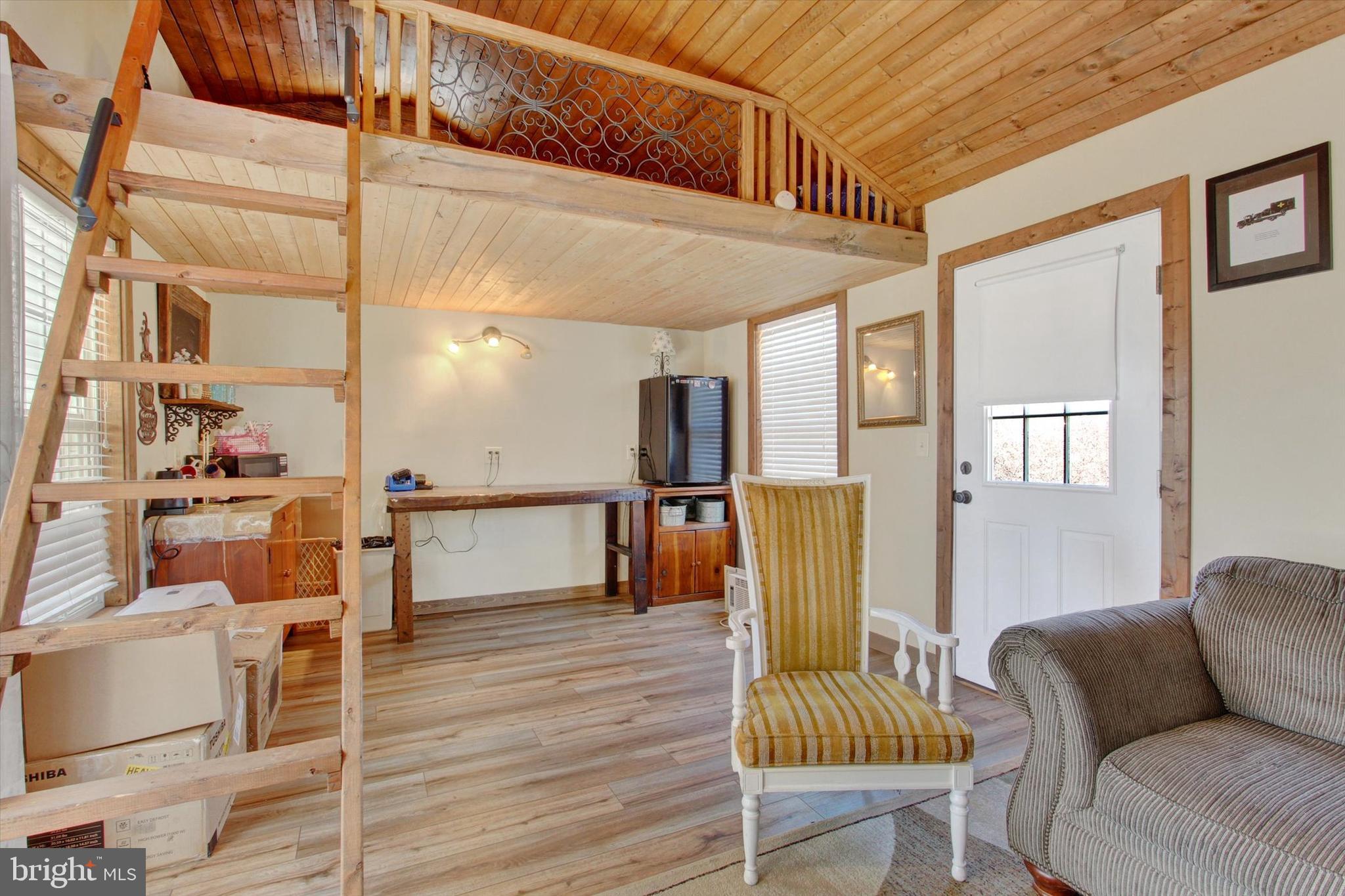 SPRING GROVE - Residential