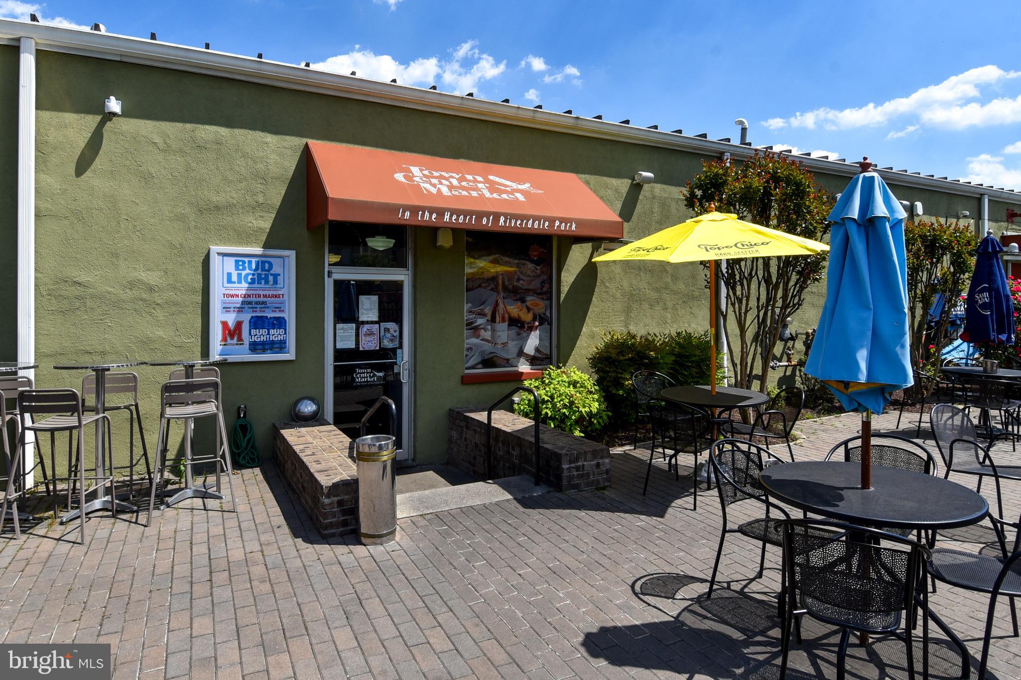 RIVERDALE PARK - Residential Lease