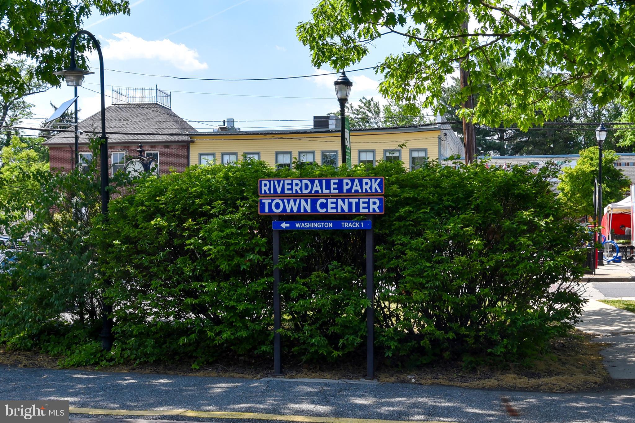 RIVERDALE PARK - Residential Lease