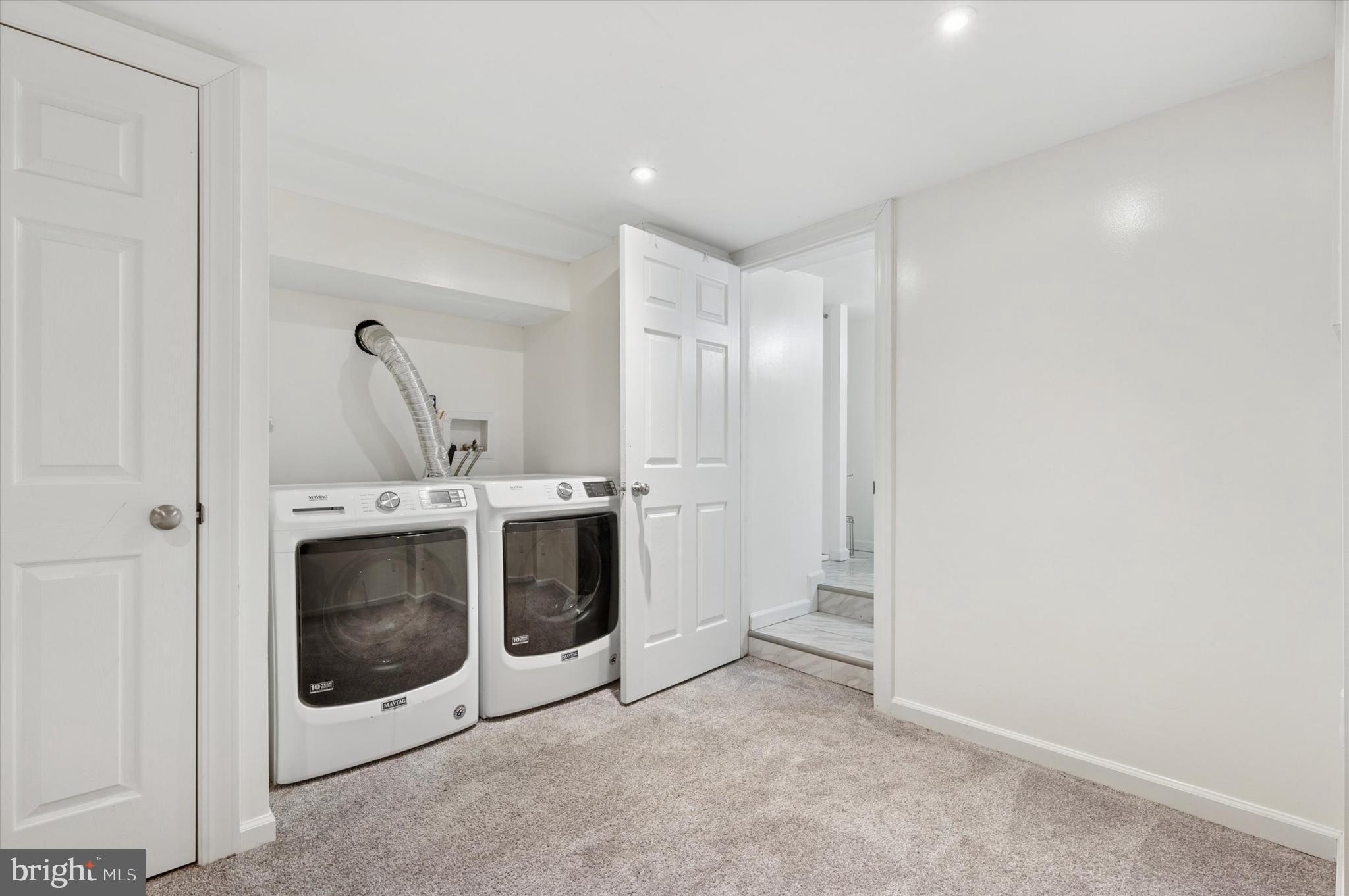 ROXBOROUGH - Residential