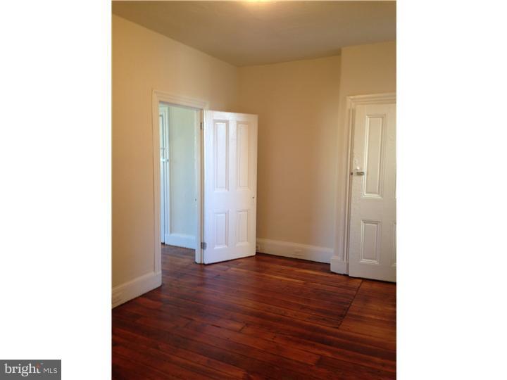 OLDE KENSINGTON - Residential Lease