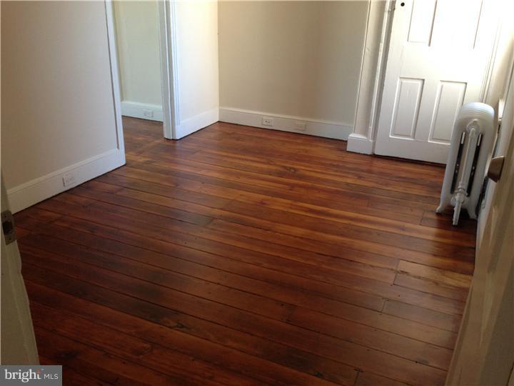 OLDE KENSINGTON - Residential Lease