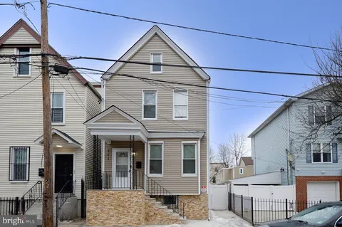 MLS: NJES2000254
