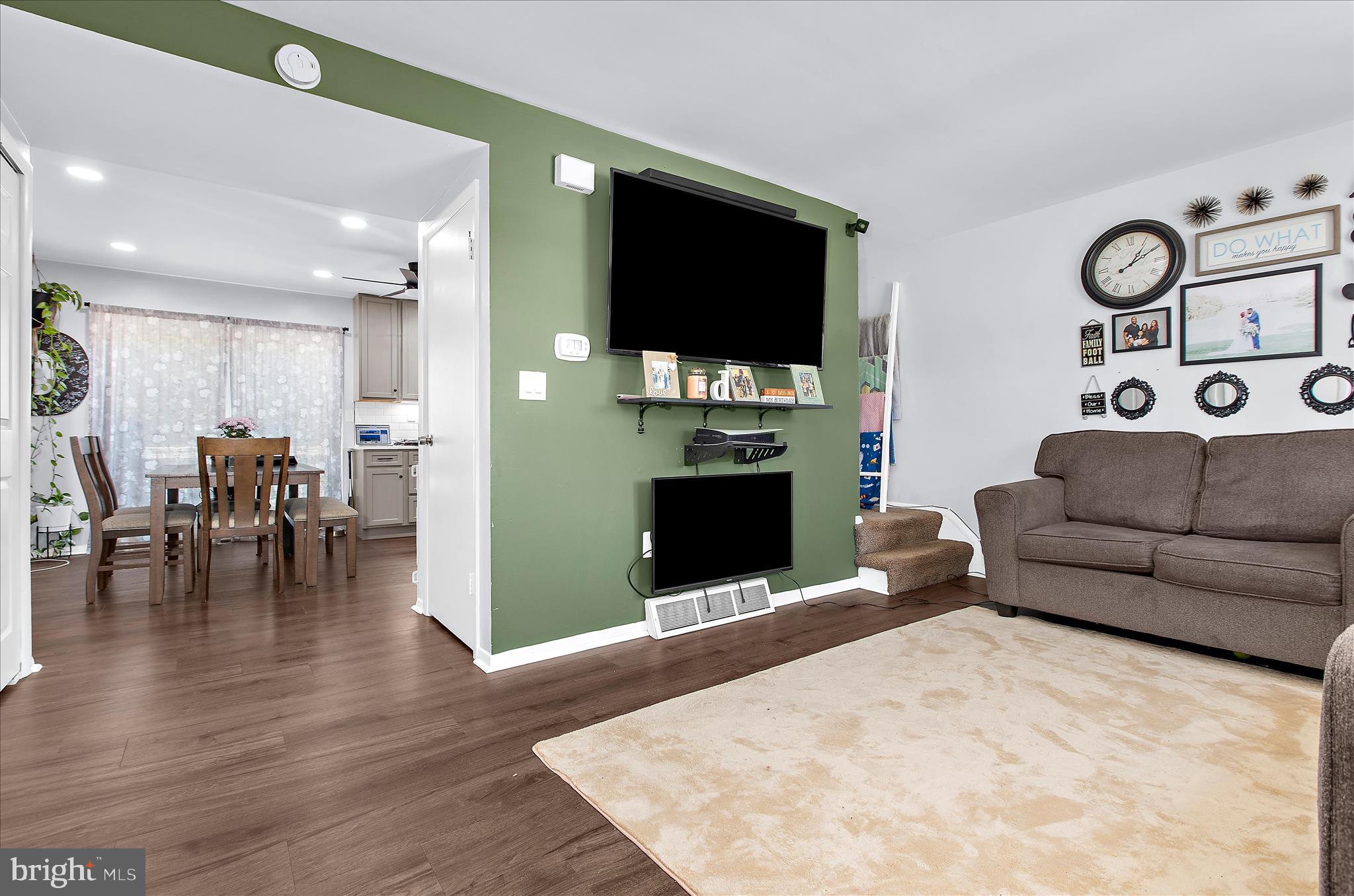 CARROLL MEADOWS - Residential