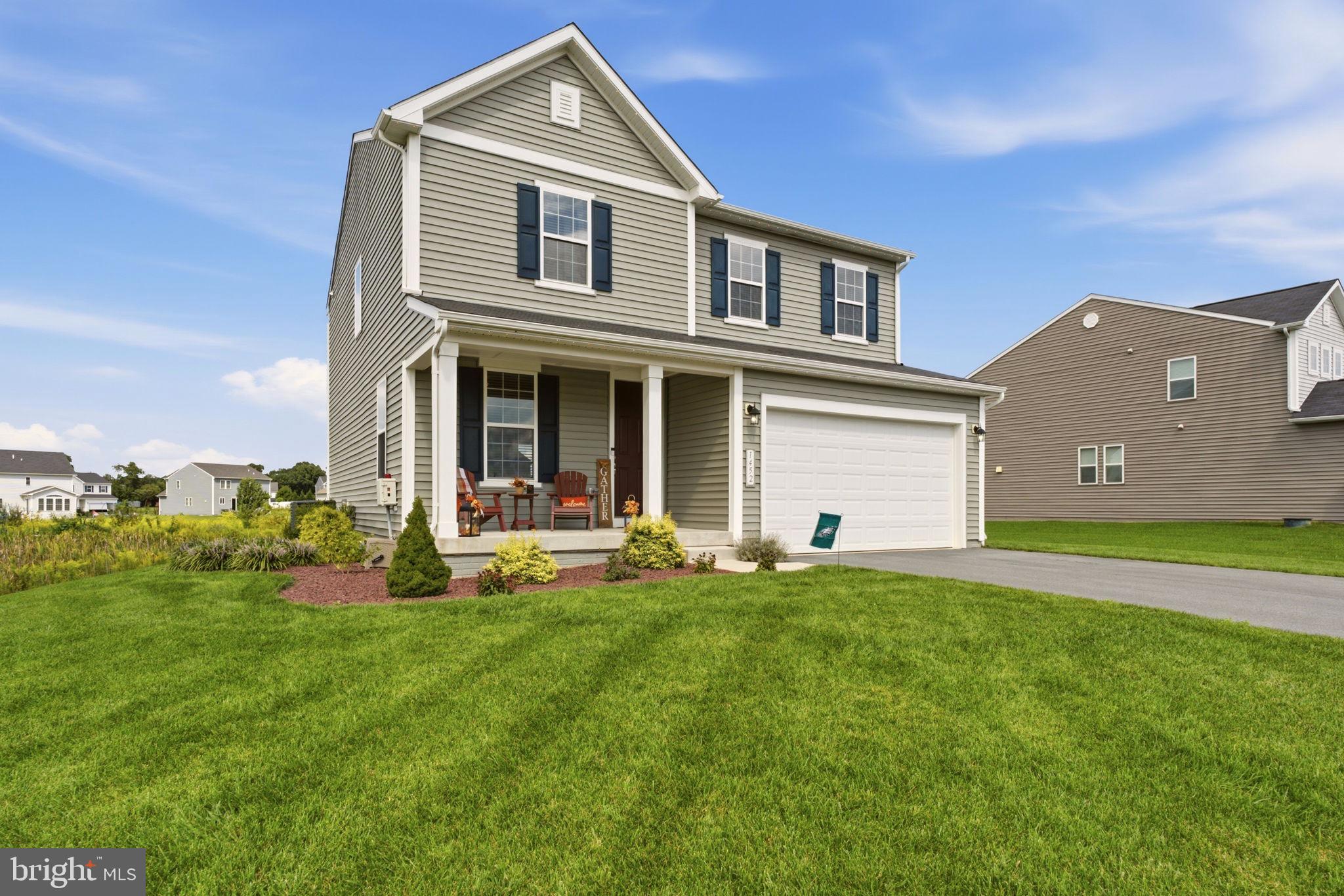 1452 FALCON LANE