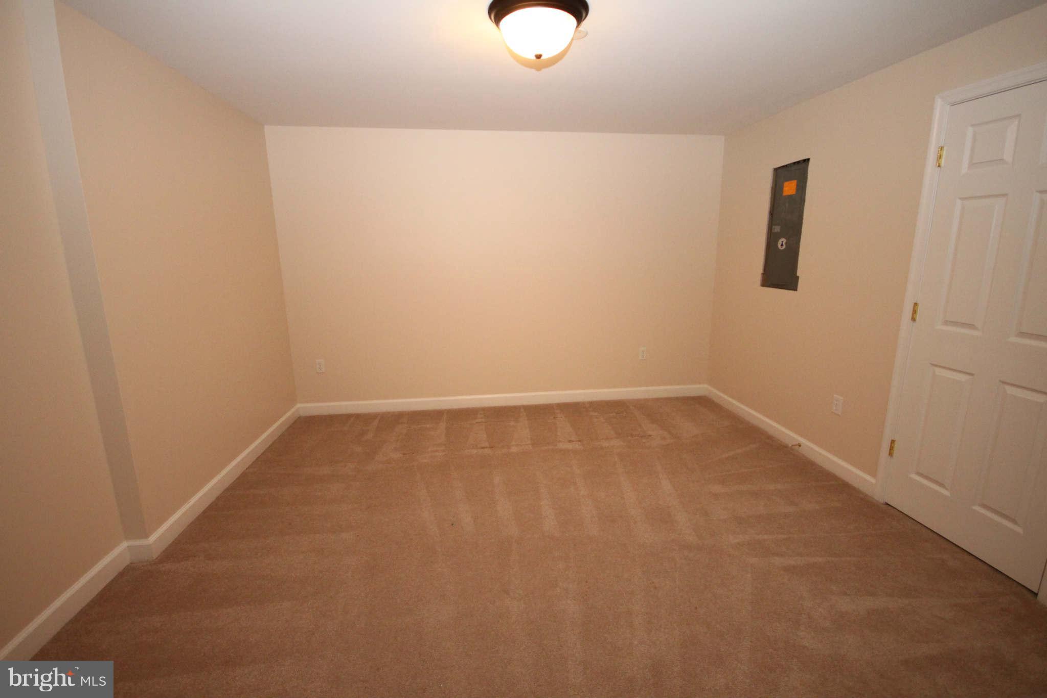 BARRINGTON - Residential