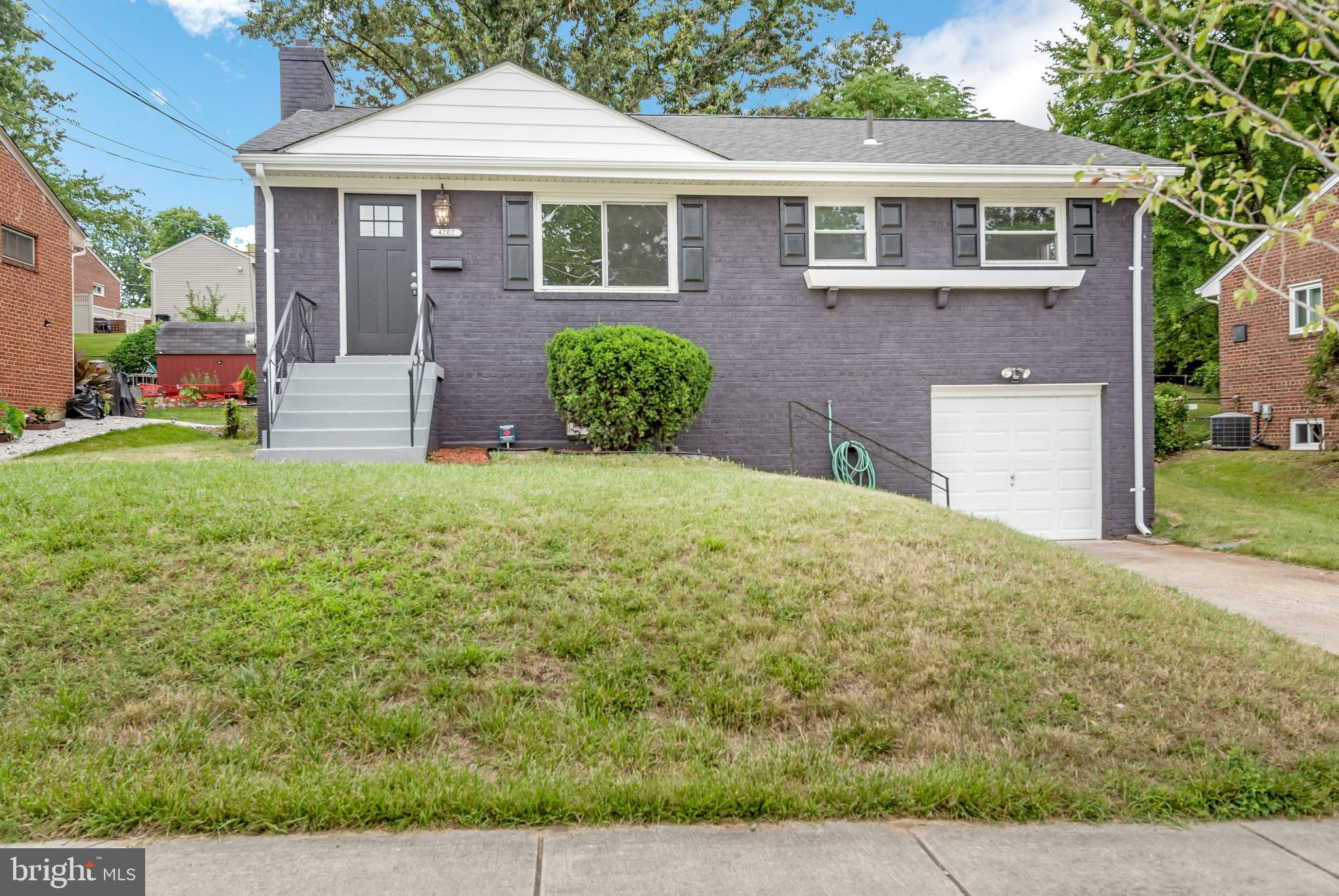 HILLCREST HEIGHTS - Residential