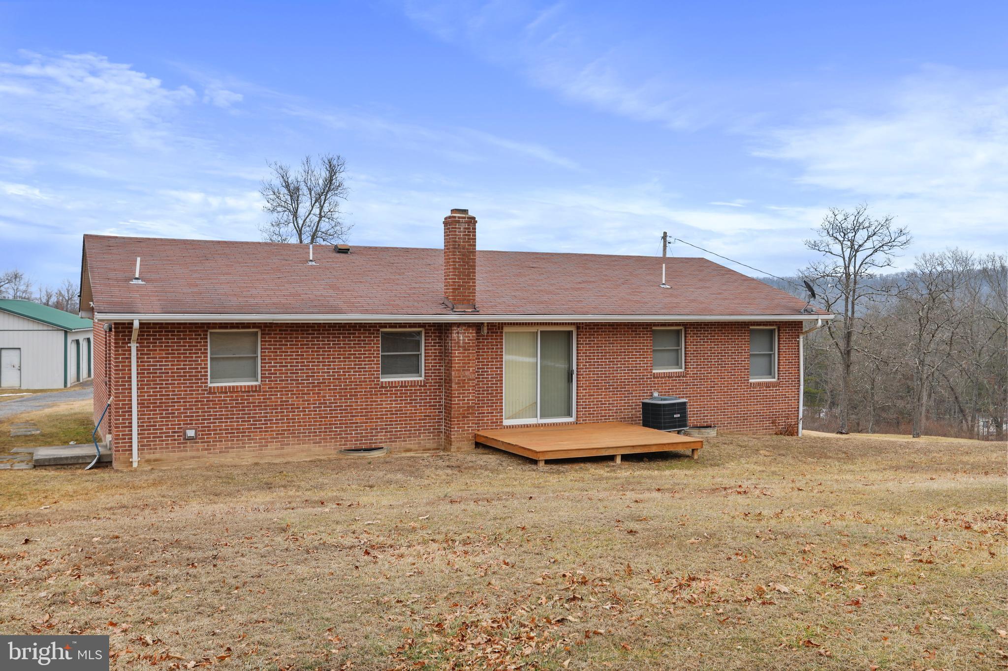 REBEL HILL - Residential