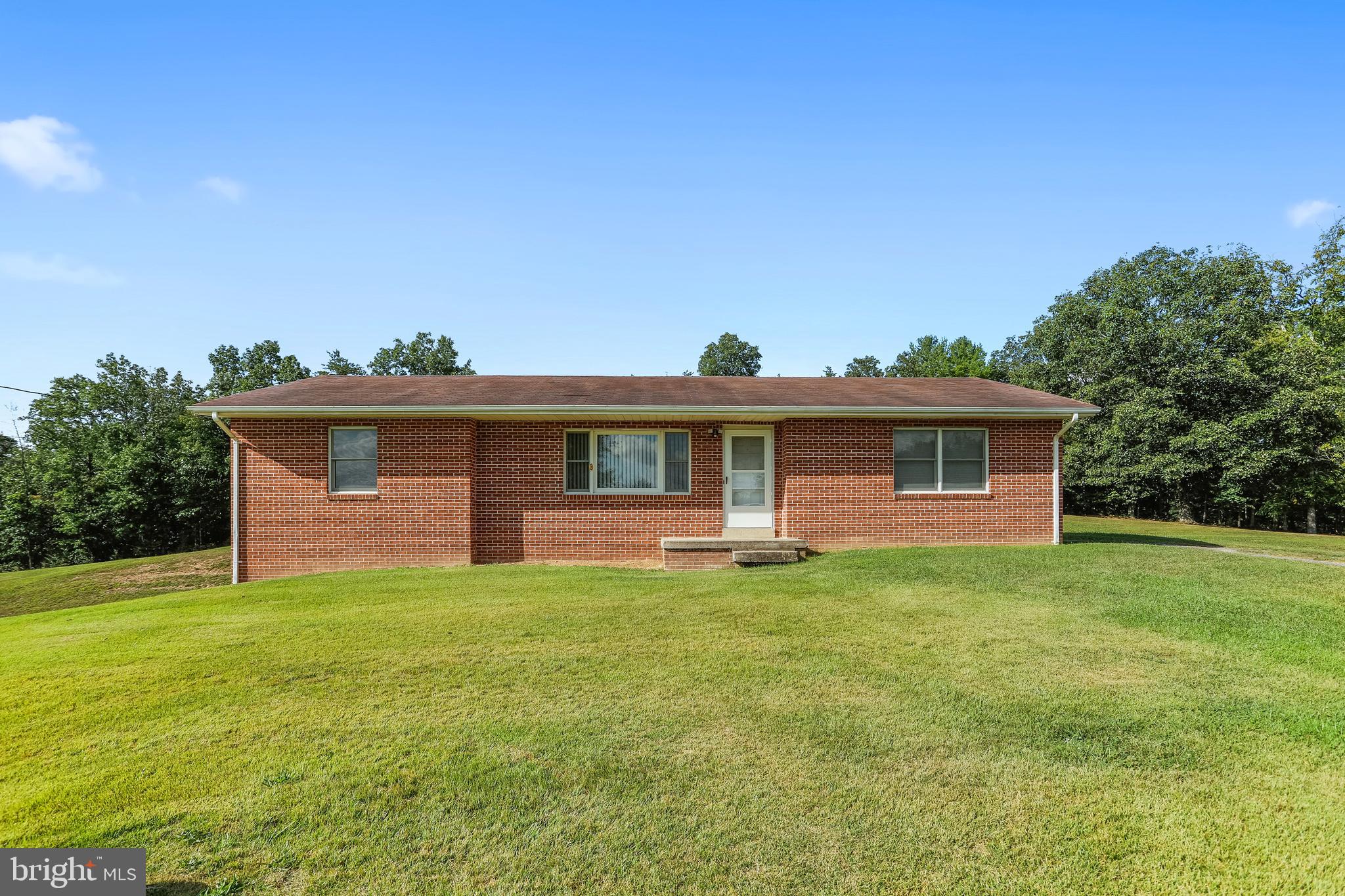 REBEL HILL - Residential