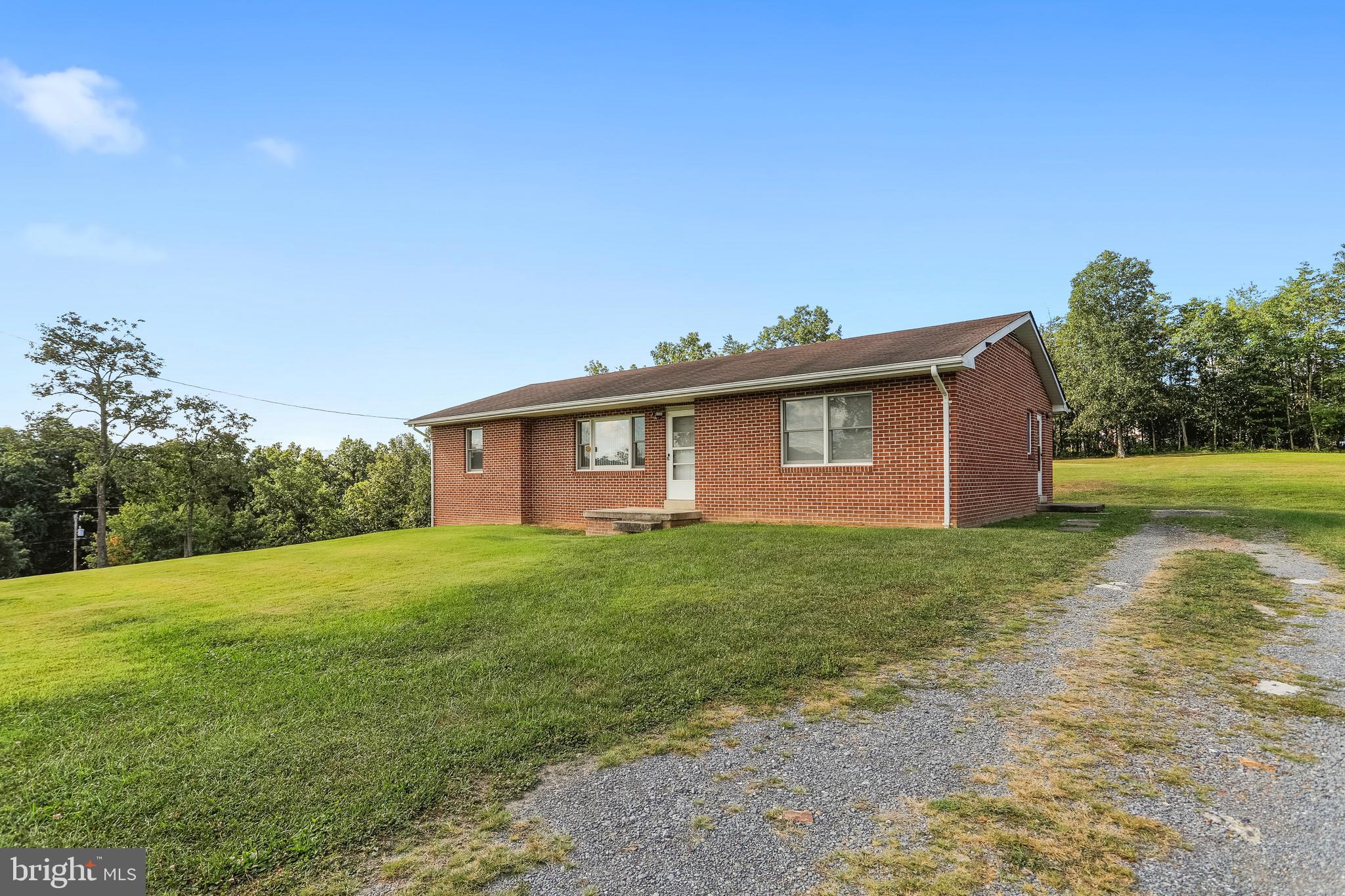 REBEL HILL - Residential