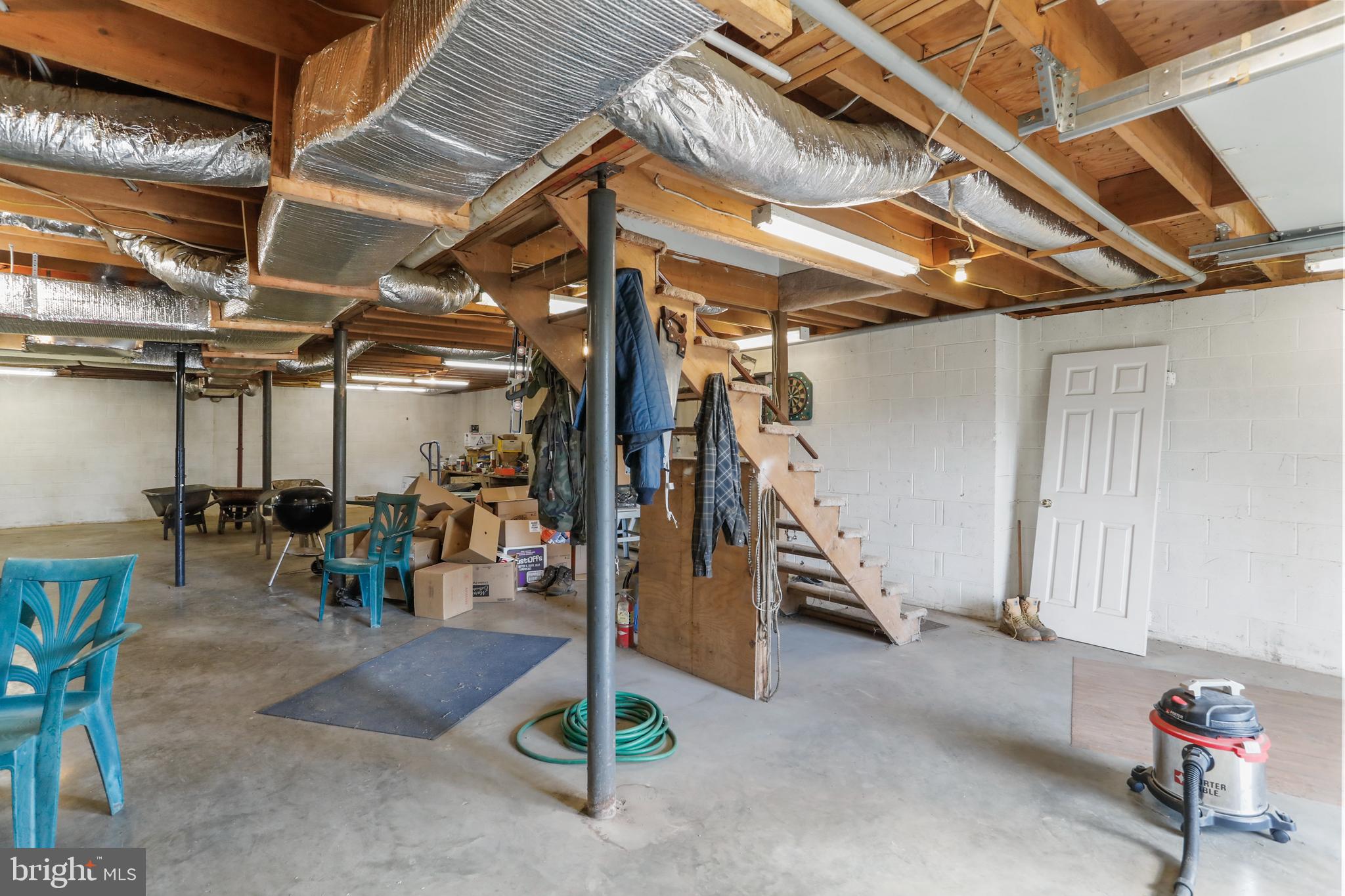 REBEL HILL - Residential