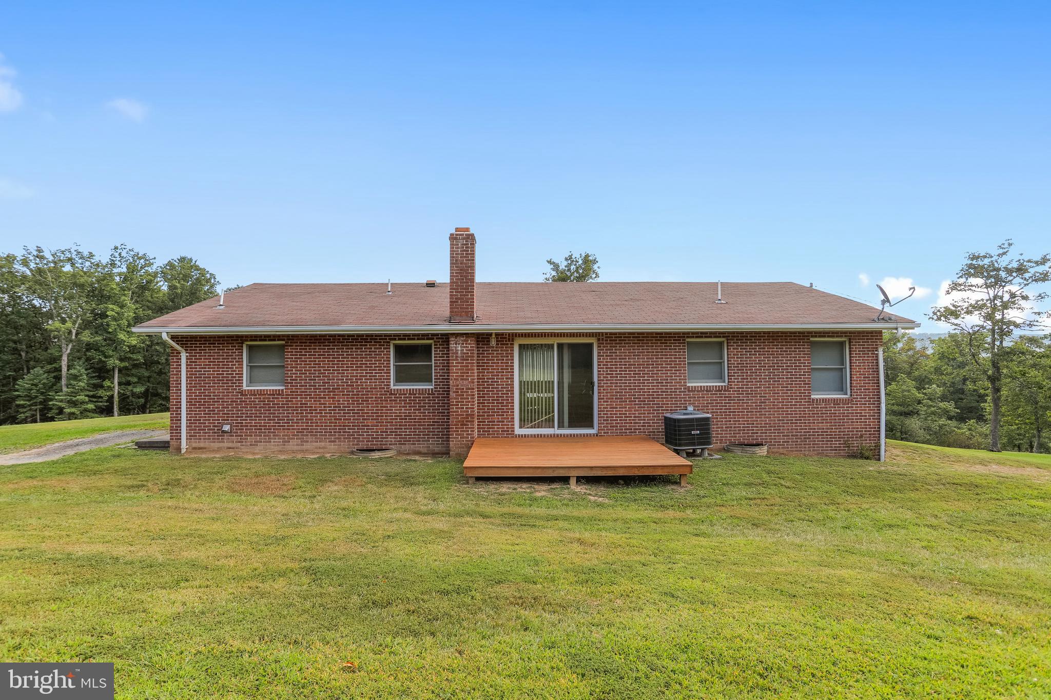 REBEL HILL - Residential