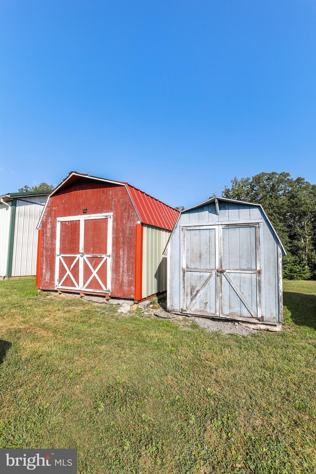 REBEL HILL - Residential