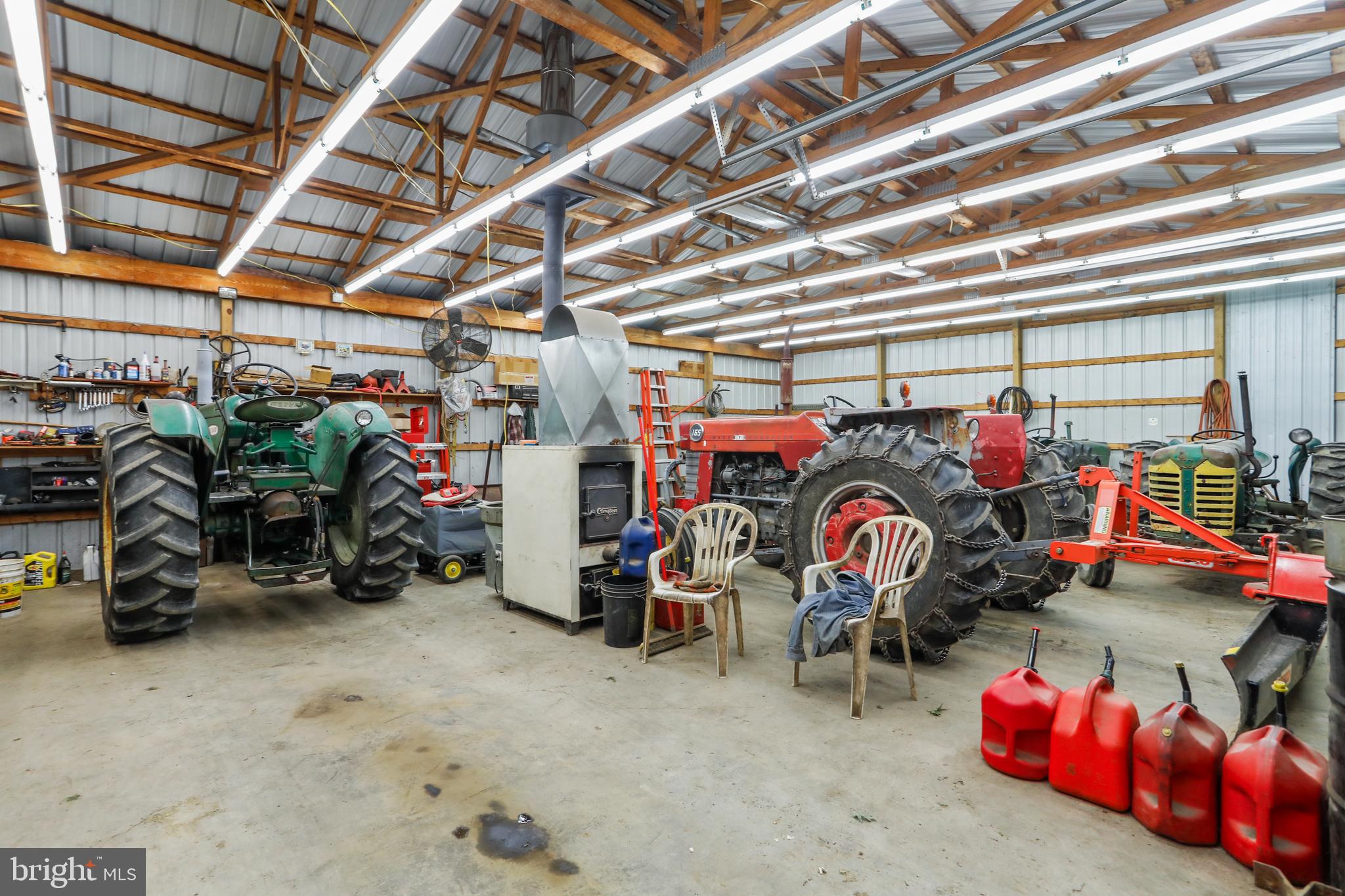 REBEL HILL - Residential