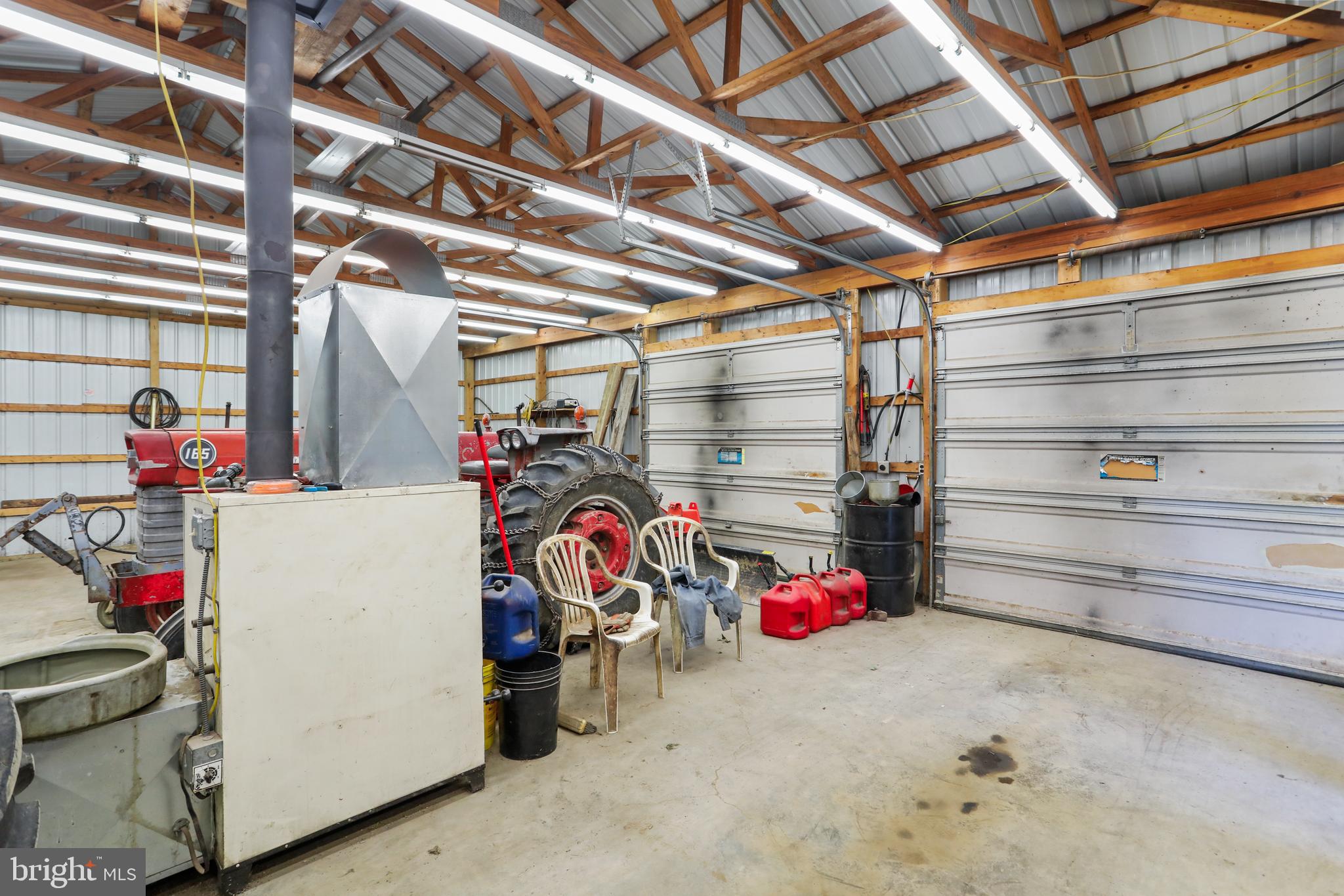 REBEL HILL - Residential