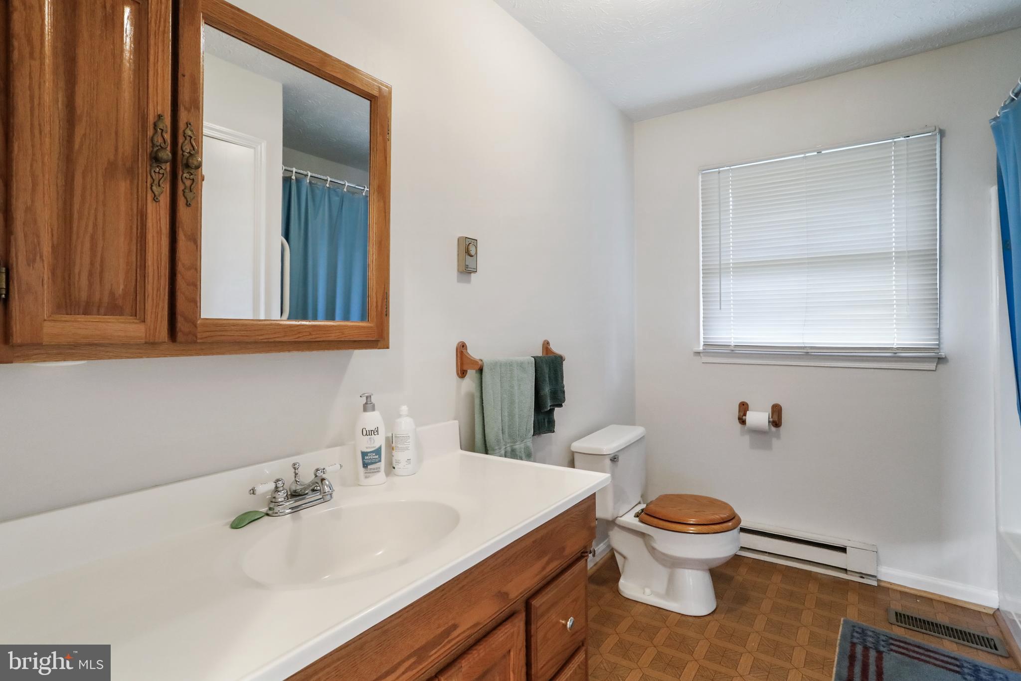 REBEL HILL - Residential