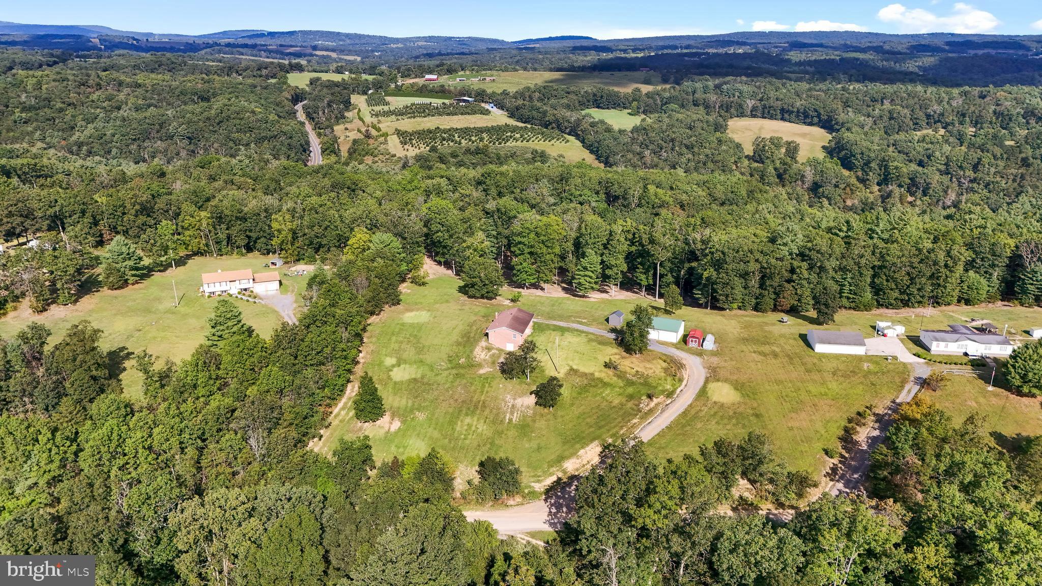 REBEL HILL - Residential