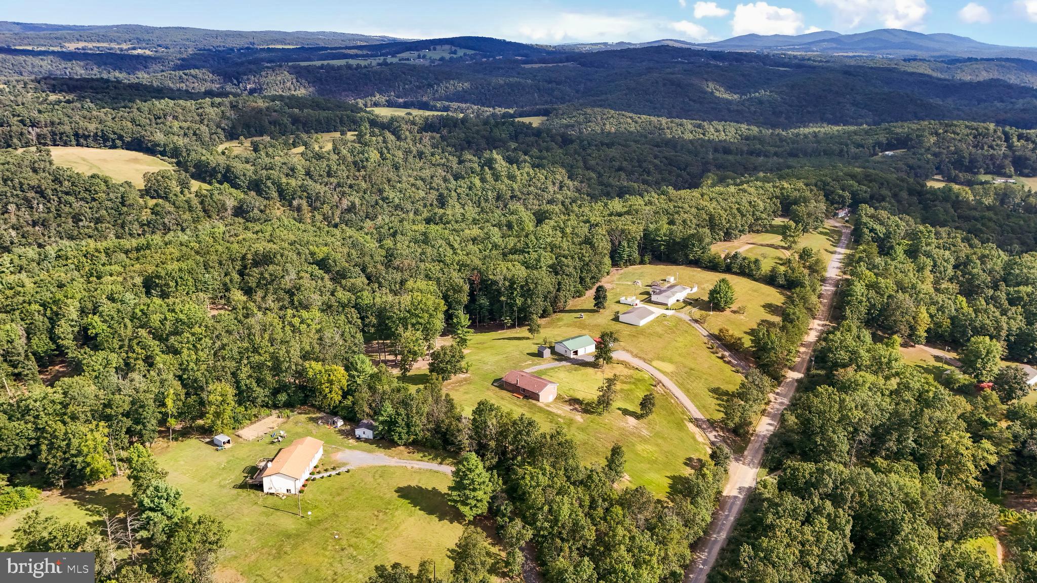 REBEL HILL - Residential