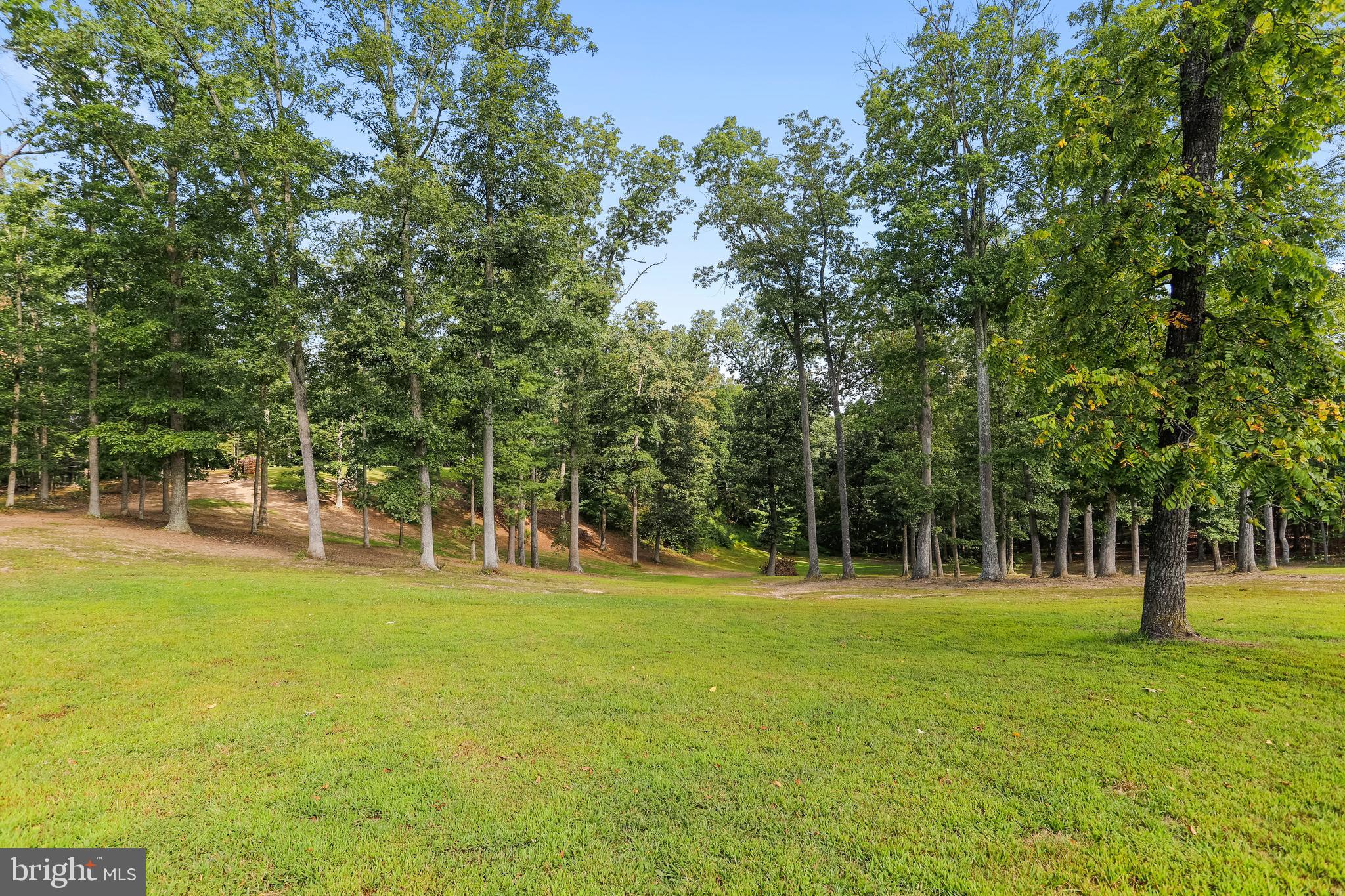 REBEL HILL - Residential