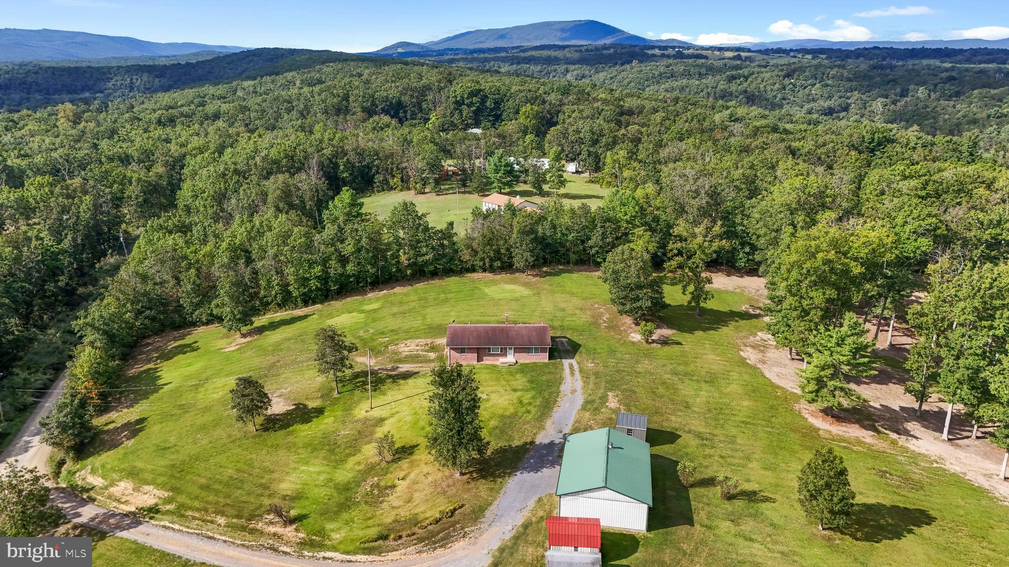 REBEL HILL - Residential