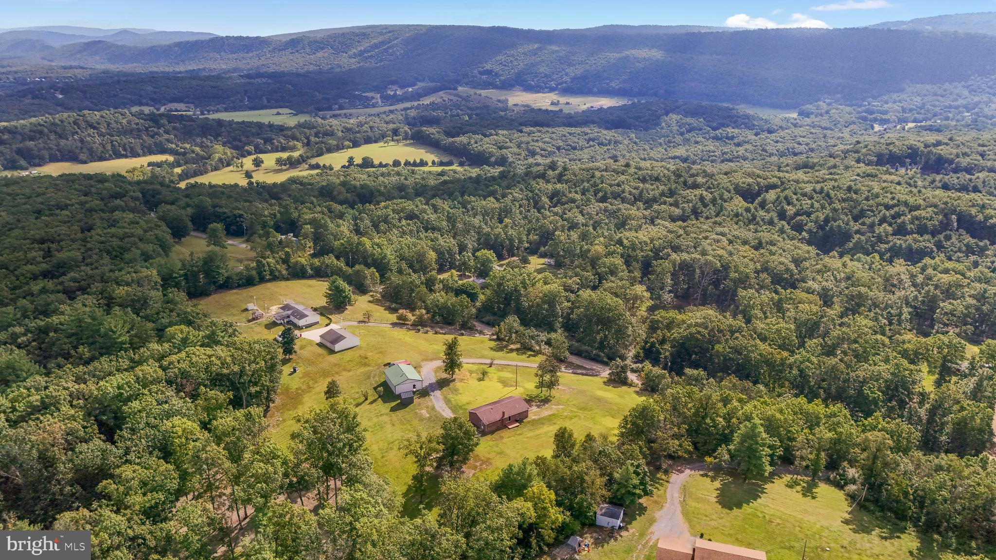 REBEL HILL - Residential