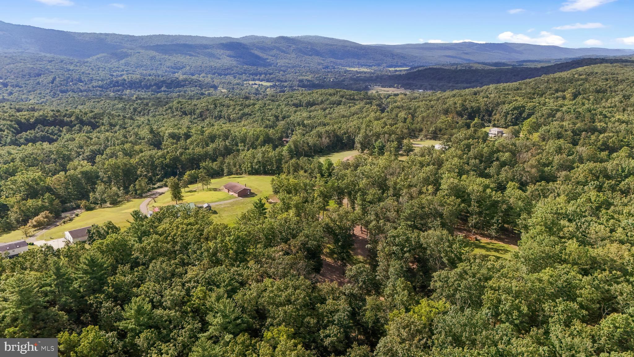 REBEL HILL - Residential