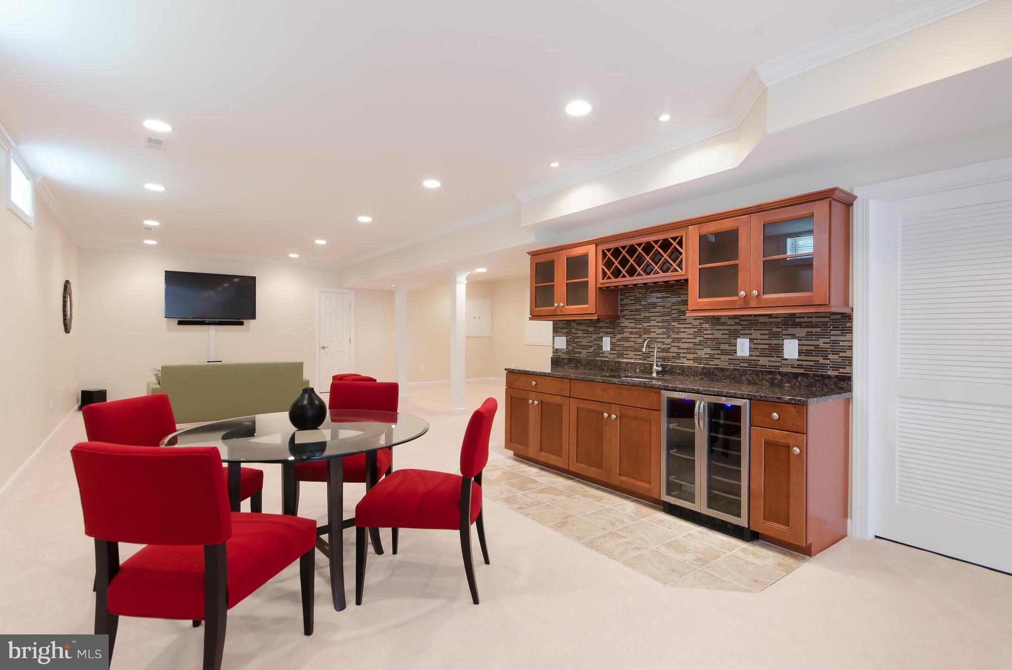 CLIFTON - Residential