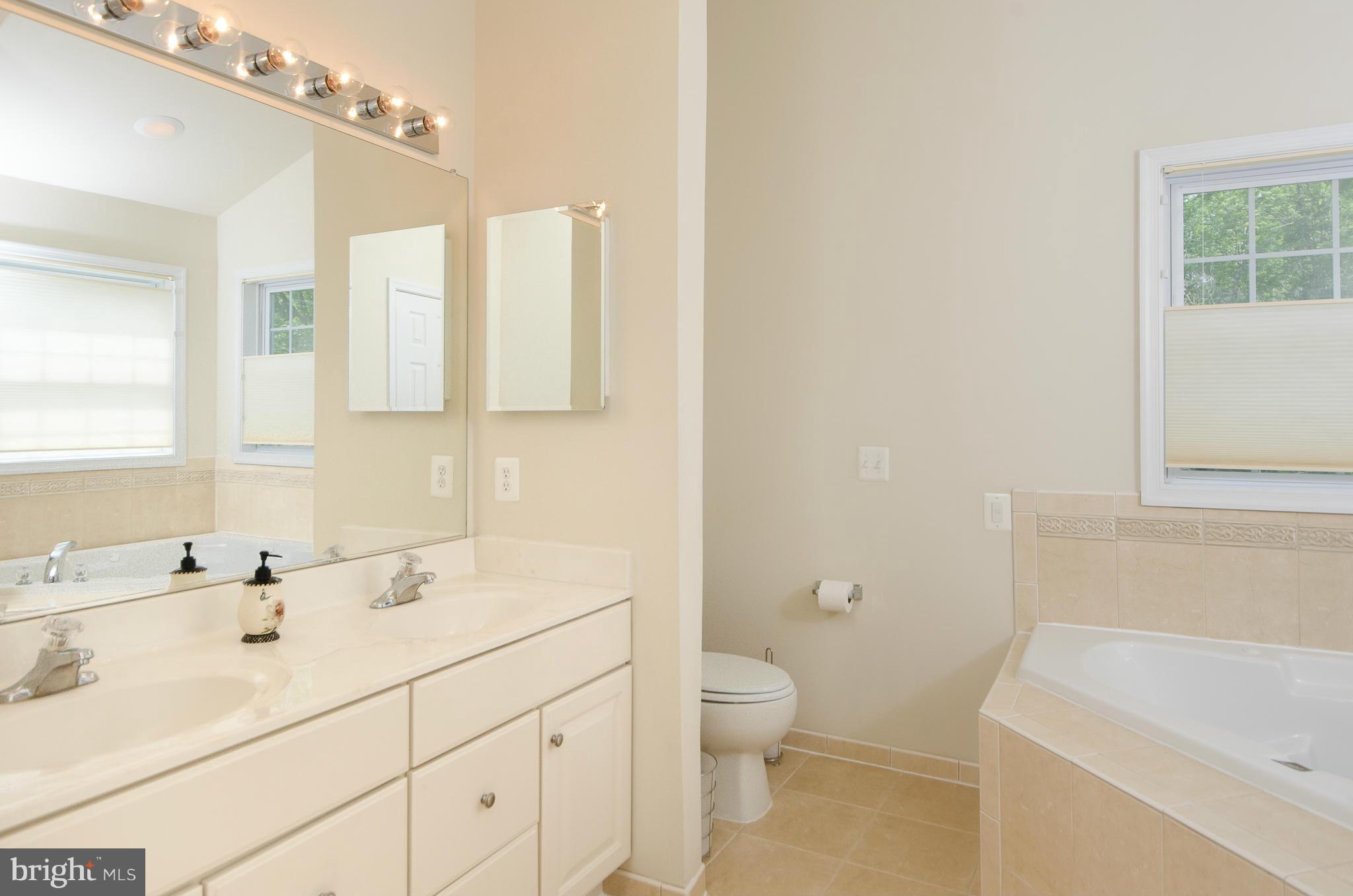 CLIFTON - Residential