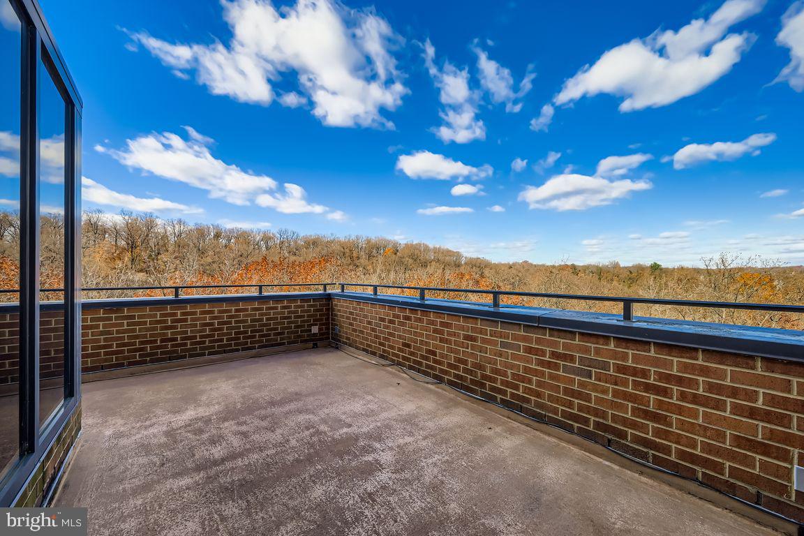 CROSS KEYS - Residential