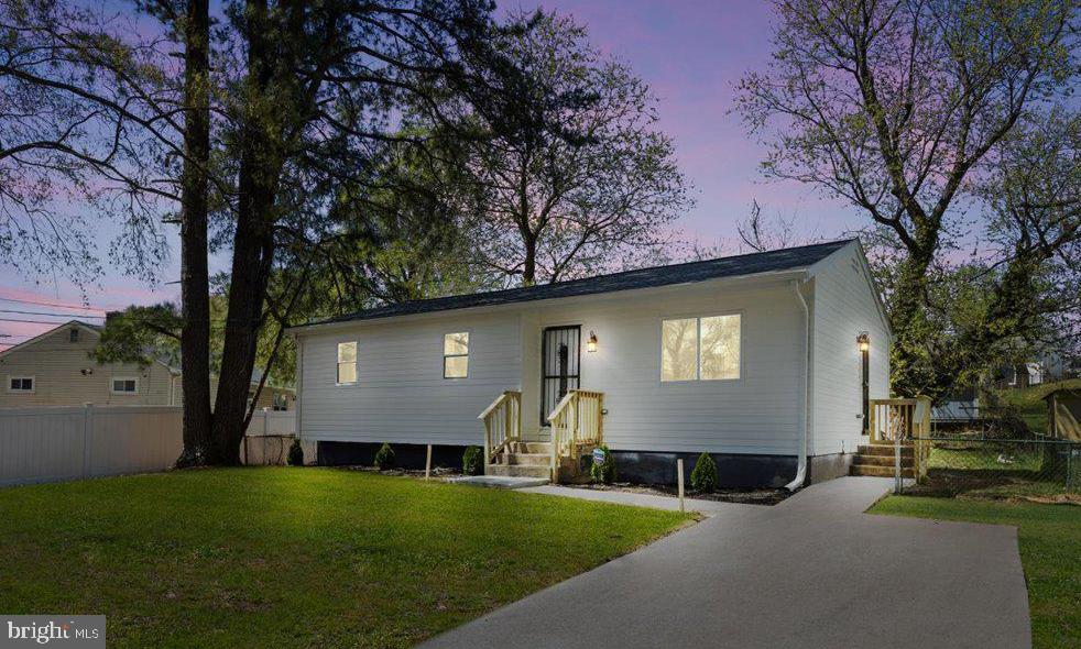 PEPPER MILL VILLAGE - Residential